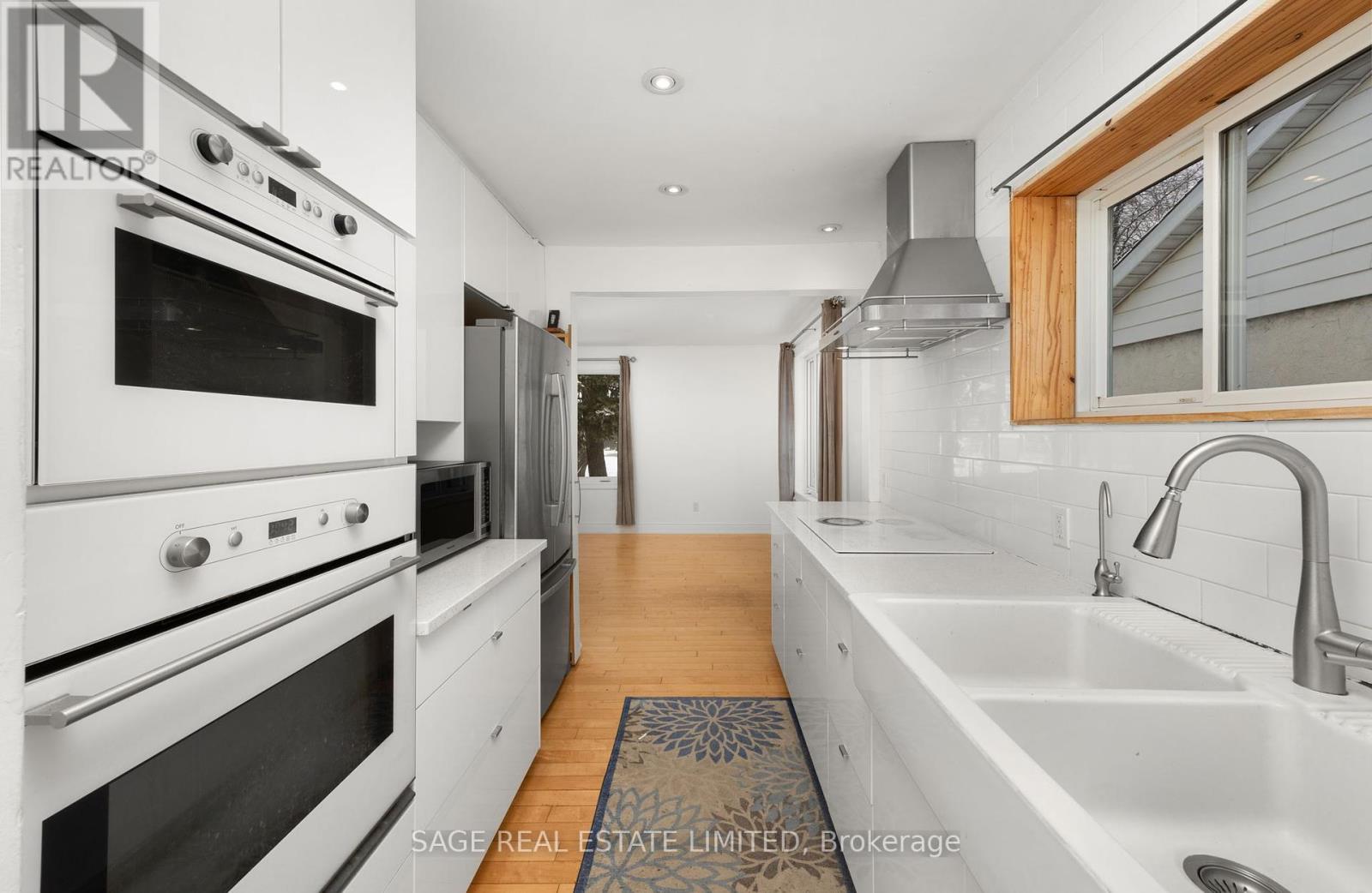 11 Horton Boulevard, Toronto, Ontario  M1J 1K7 - Photo 11 - E12176852