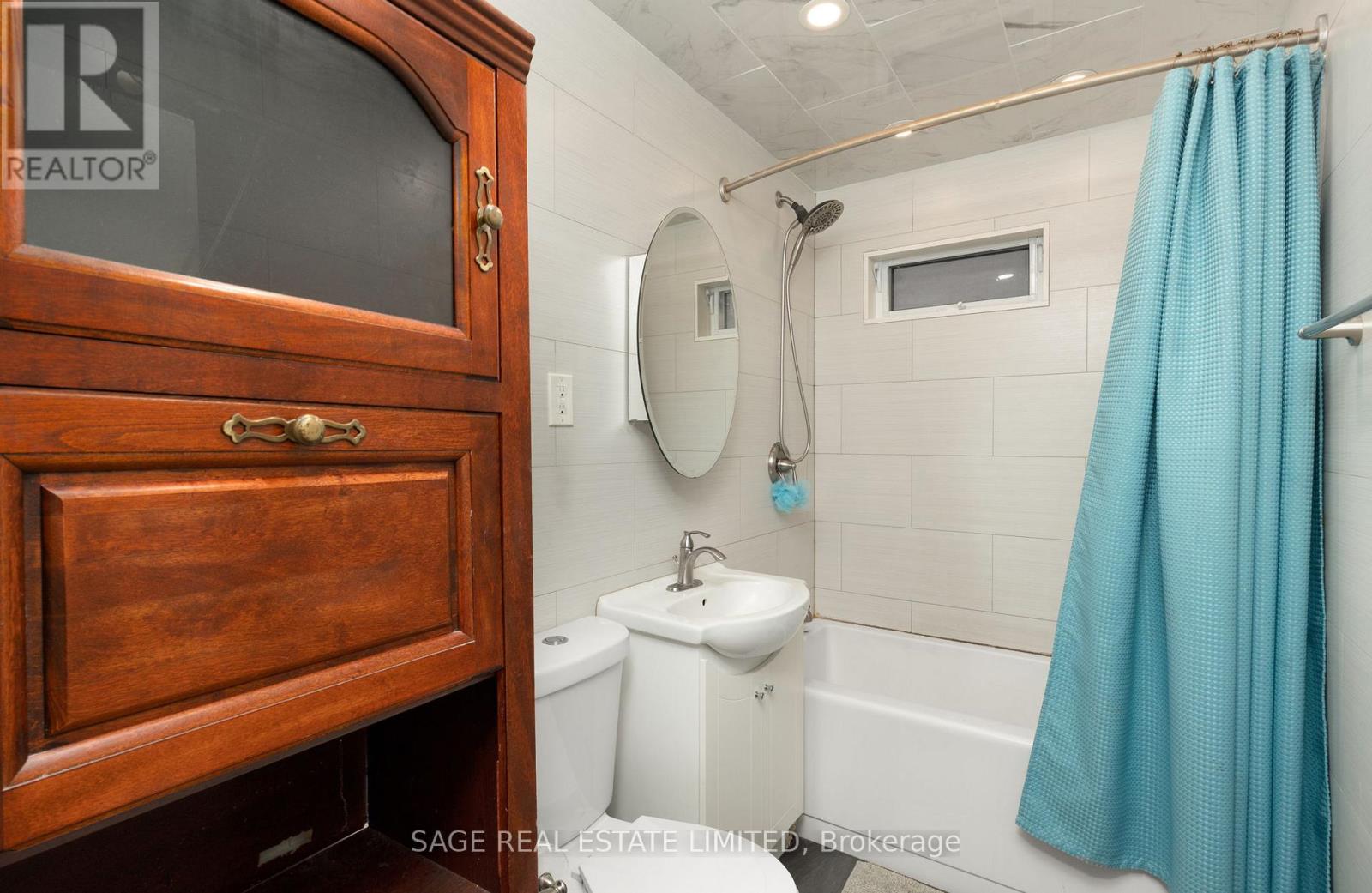 11 Horton Boulevard, Toronto, Ontario  M1J 1K7 - Photo 17 - E12176852