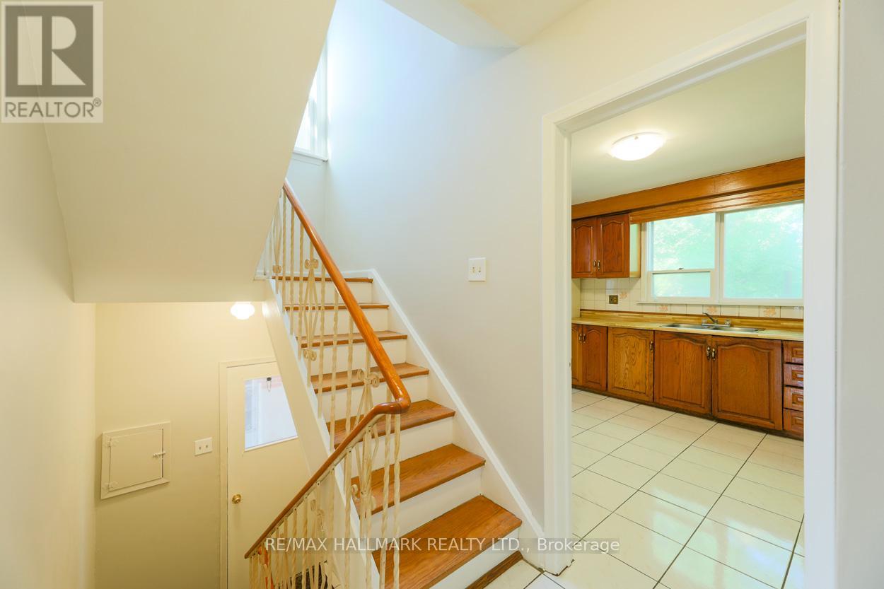 68 August Avenue, Toronto, Ontario  M1L 3N2 - Photo 10 - E12176884