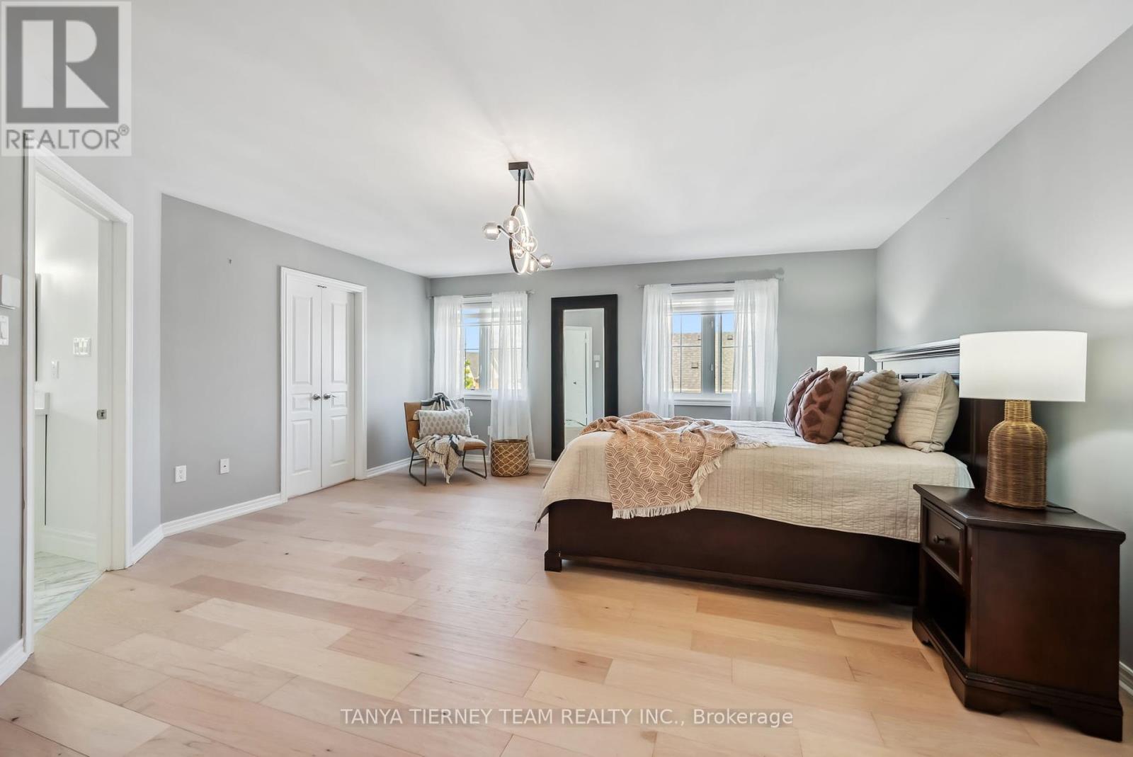 21 Rainbow Crescent, Whitby, Ontario  L1M 2N6 - Photo 24 - E12176949