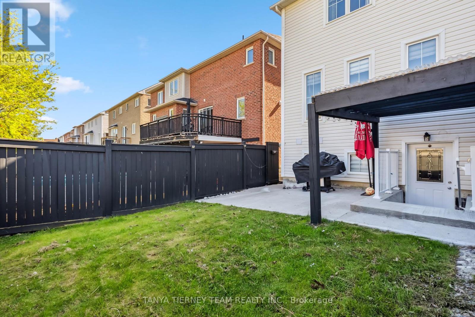 21 Rainbow Crescent, Whitby, Ontario  L1M 2N6 - Photo 46 - E12176949