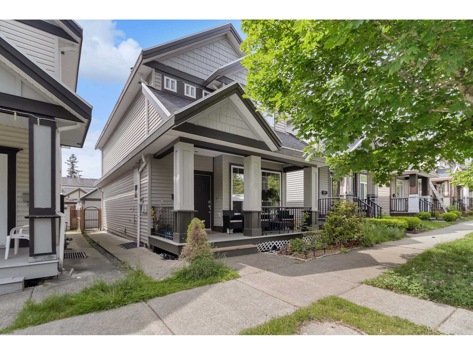 6999 144A STREET, surrey, British Columbia