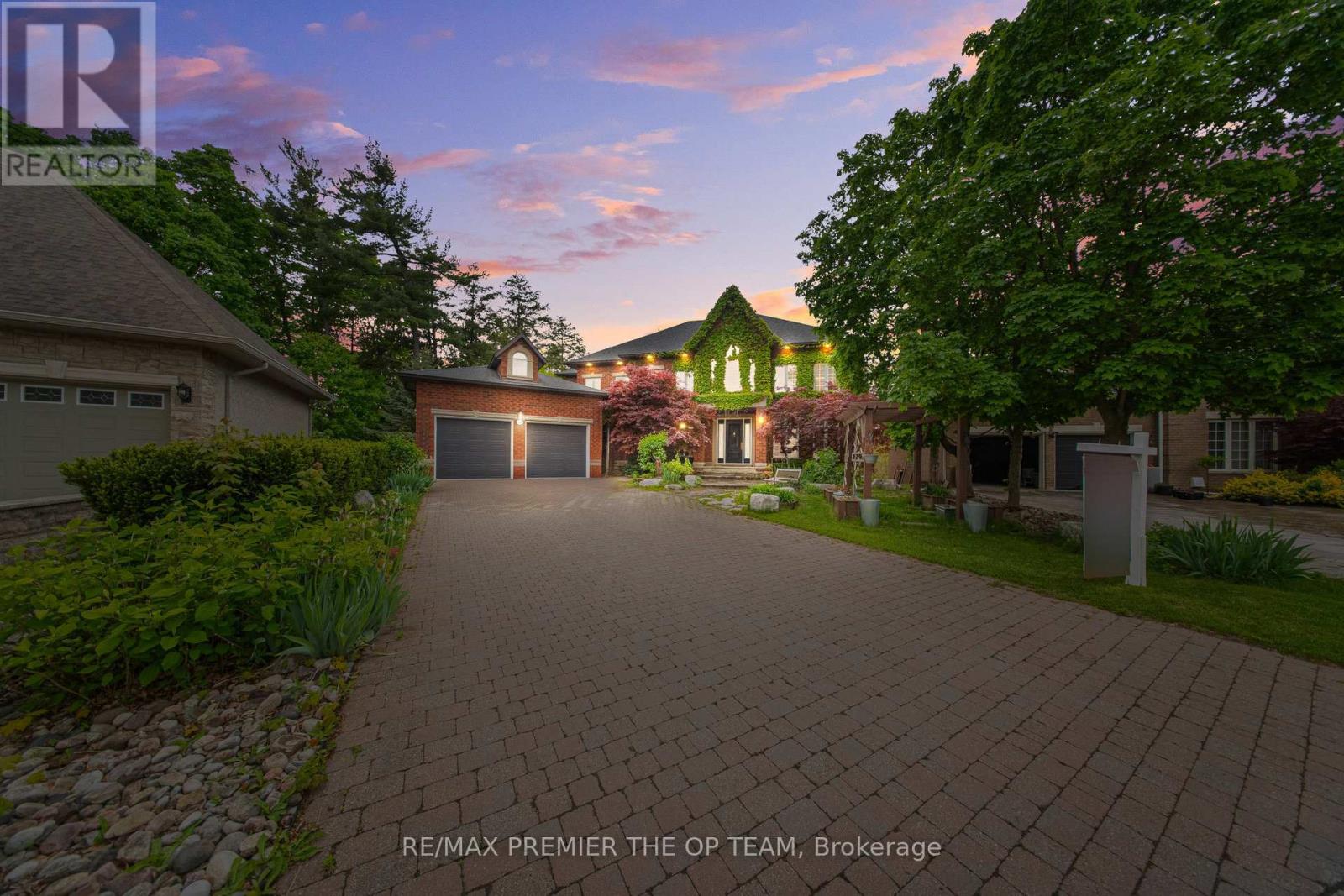 86 MUZICH PLACE, Vaughan, Ontario