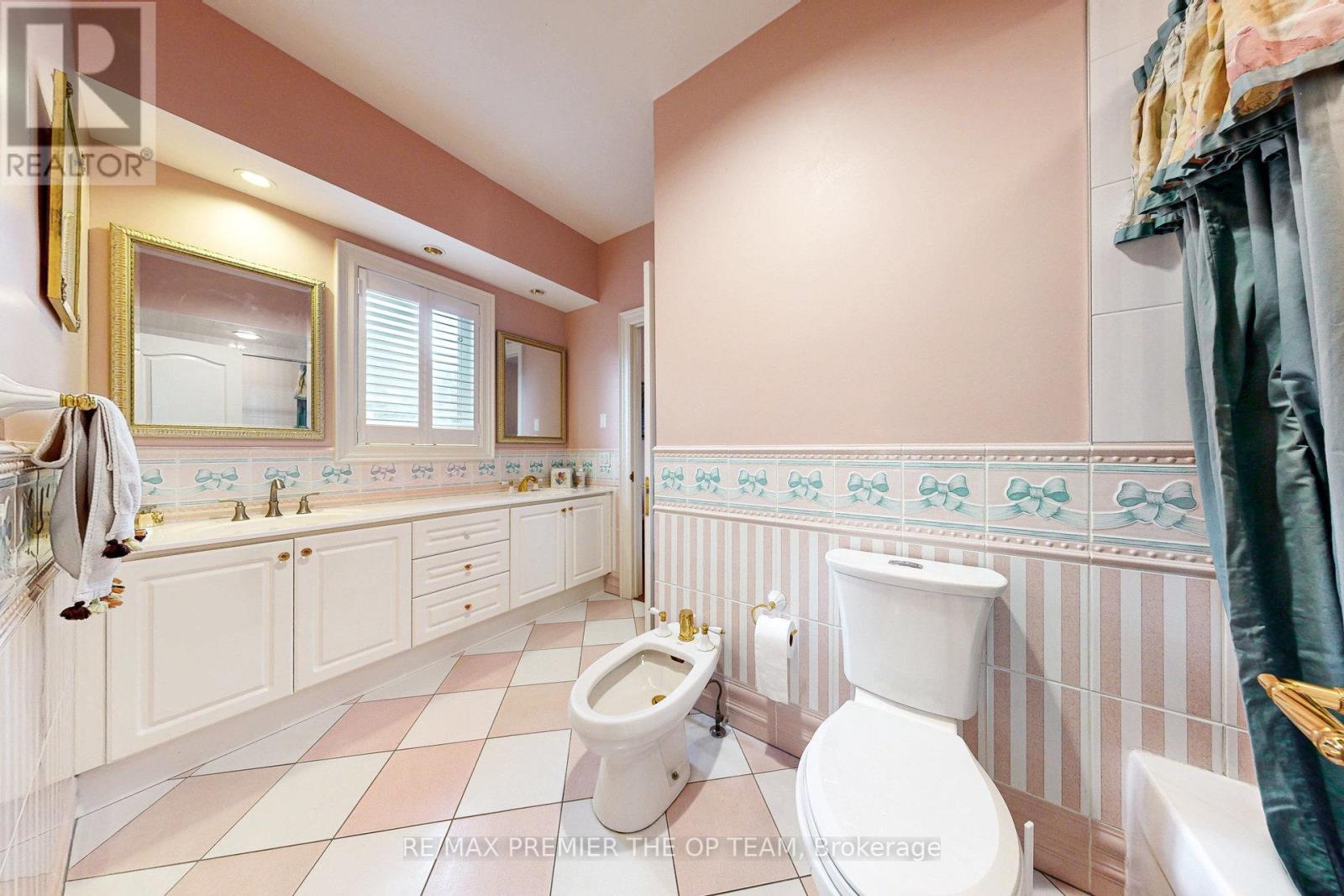 86 Muzich Place, Vaughan (East Woodbridge), Ontario  L4L 9C5 - Photo 23 - N12176822