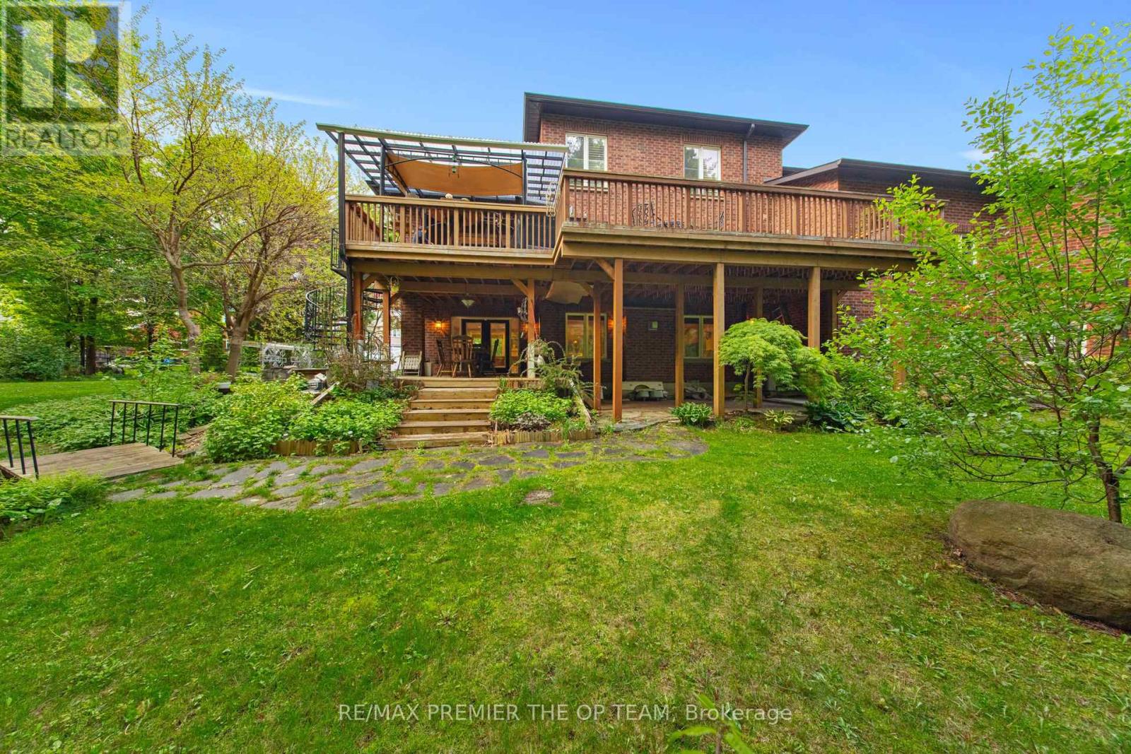 86 Muzich Place, Vaughan (East Woodbridge), Ontario  L4L 9C5 - Photo 37 - N12176822