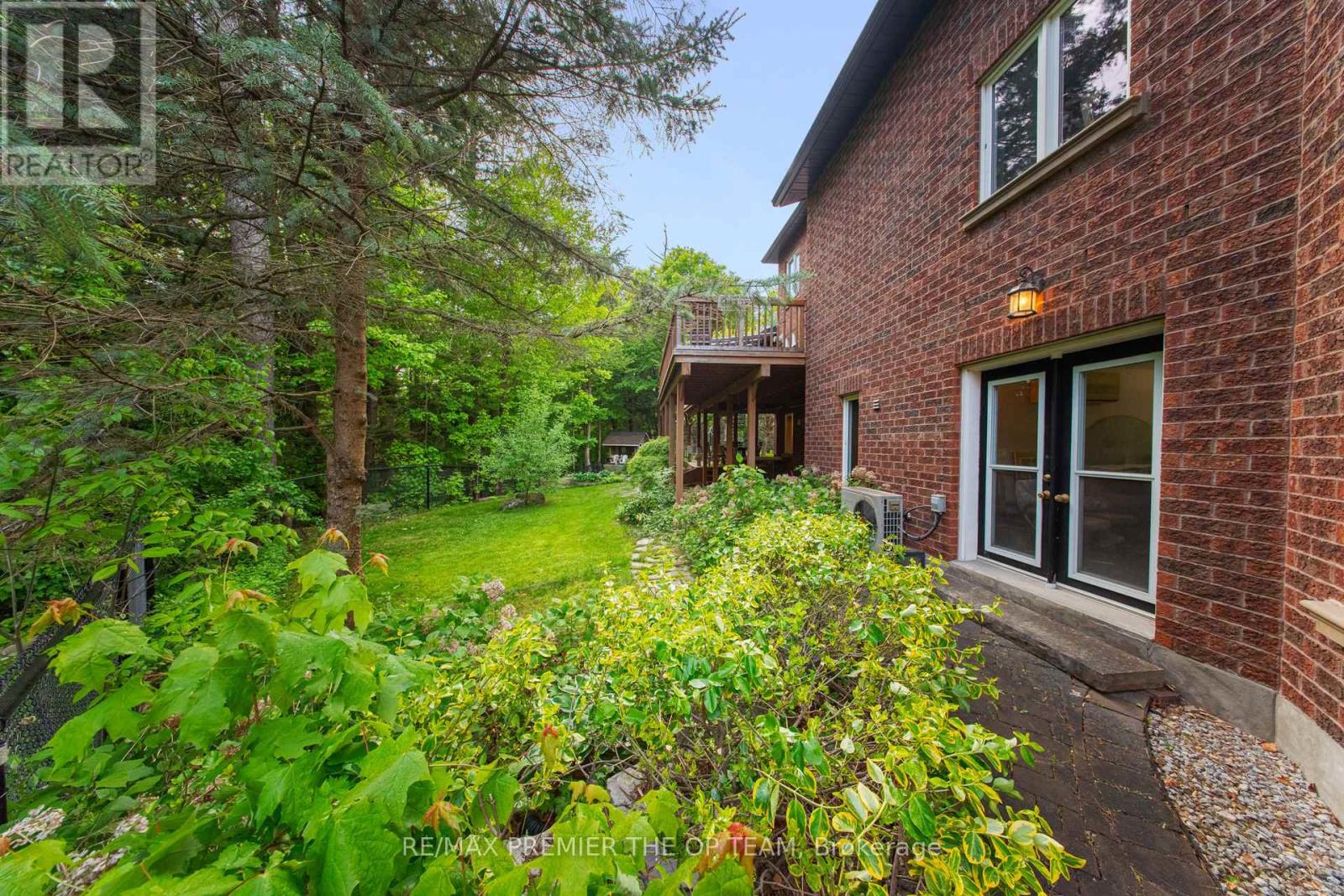 86 Muzich Place, Vaughan (East Woodbridge), Ontario  L4L 9C5 - Photo 38 - N12176822