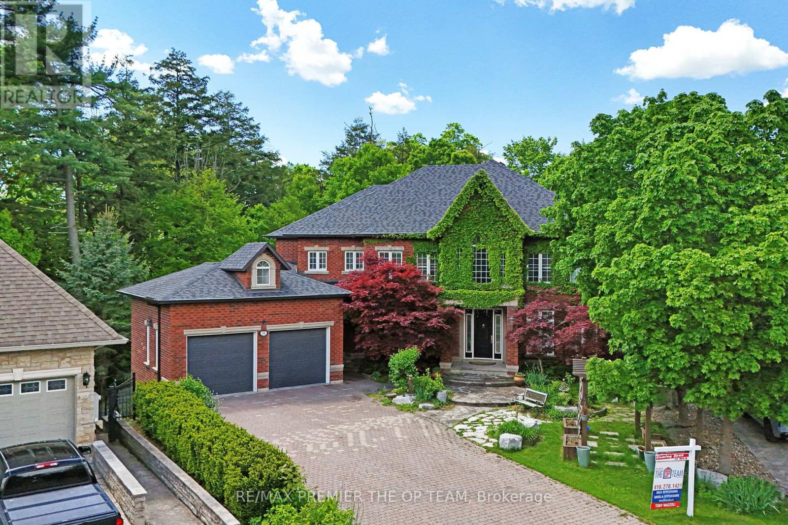 86 Muzich Place, Vaughan (East Woodbridge), Ontario  L4L 9C5 - Photo 4 - N12176822