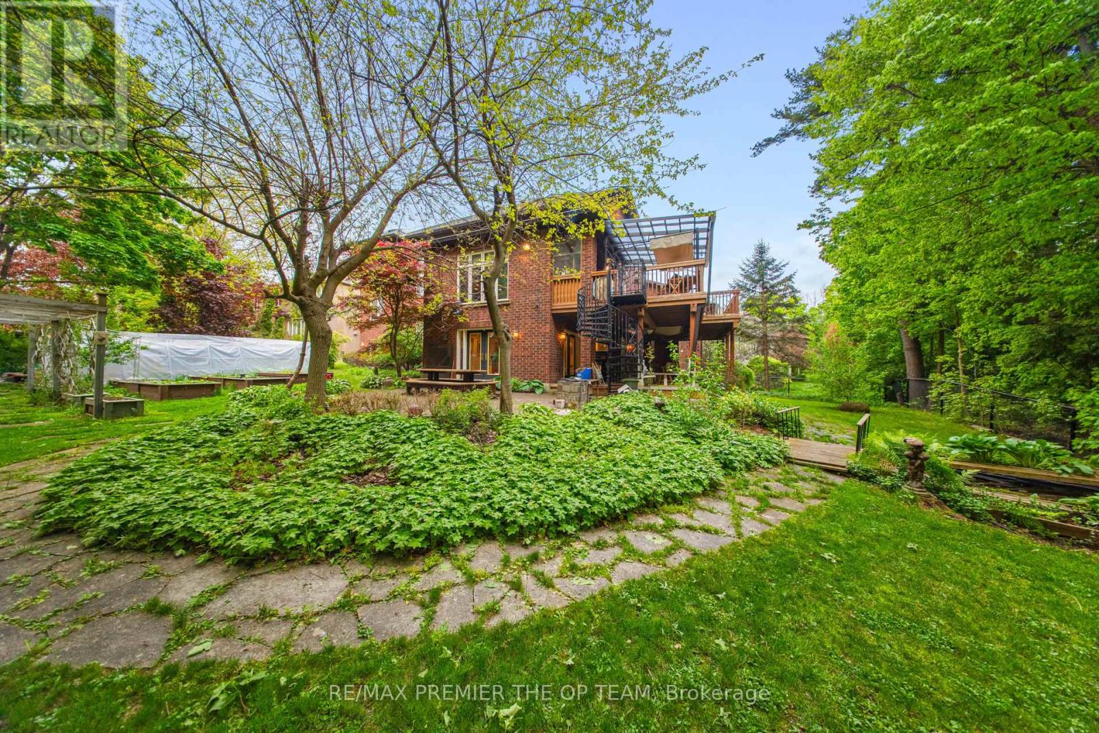 86 Muzich Place, Vaughan (East Woodbridge), Ontario  L4L 9C5 - Photo 46 - N12176822