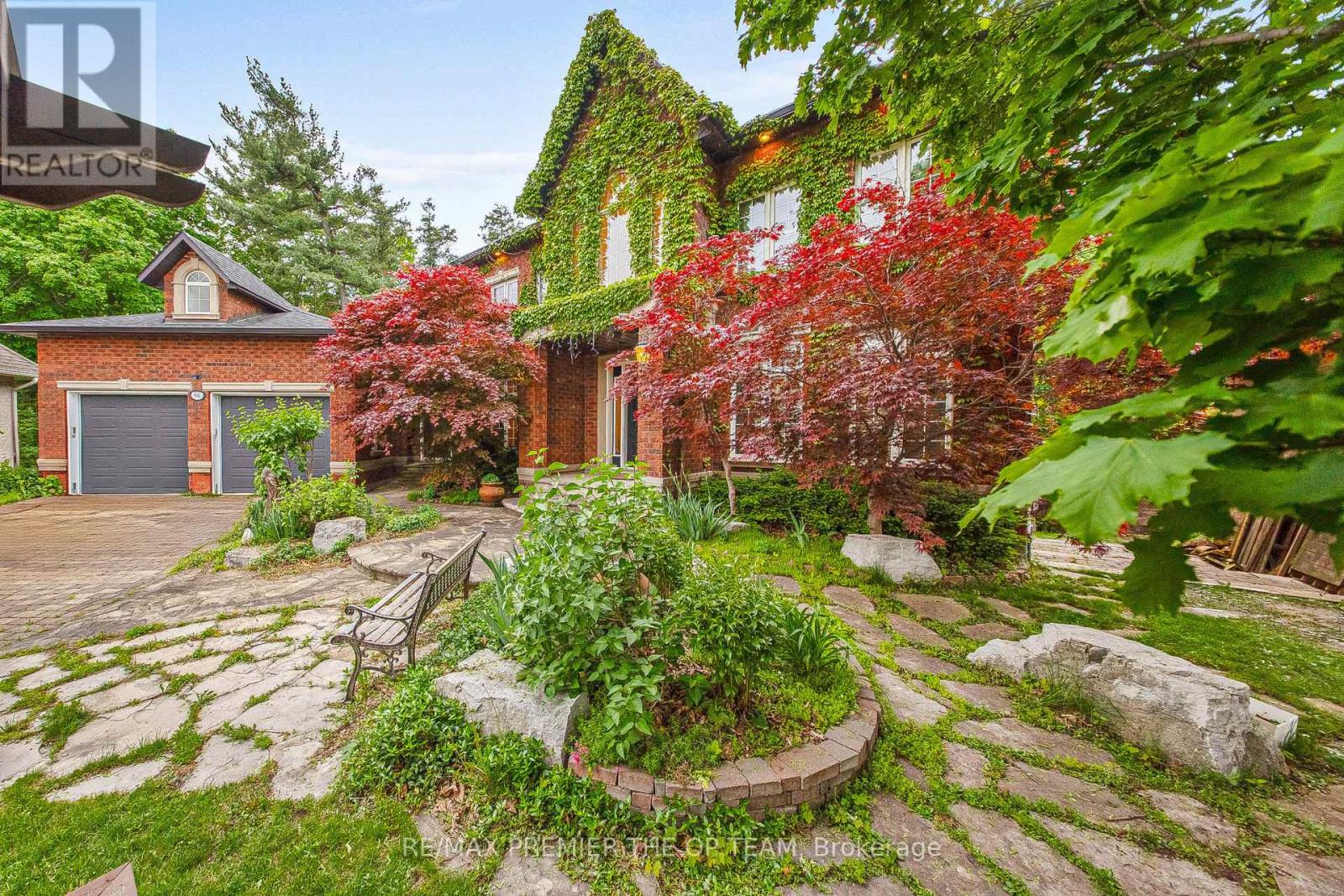 86 Muzich Place, Vaughan (East Woodbridge), Ontario  L4L 9C5 - Photo 8 - N12176822