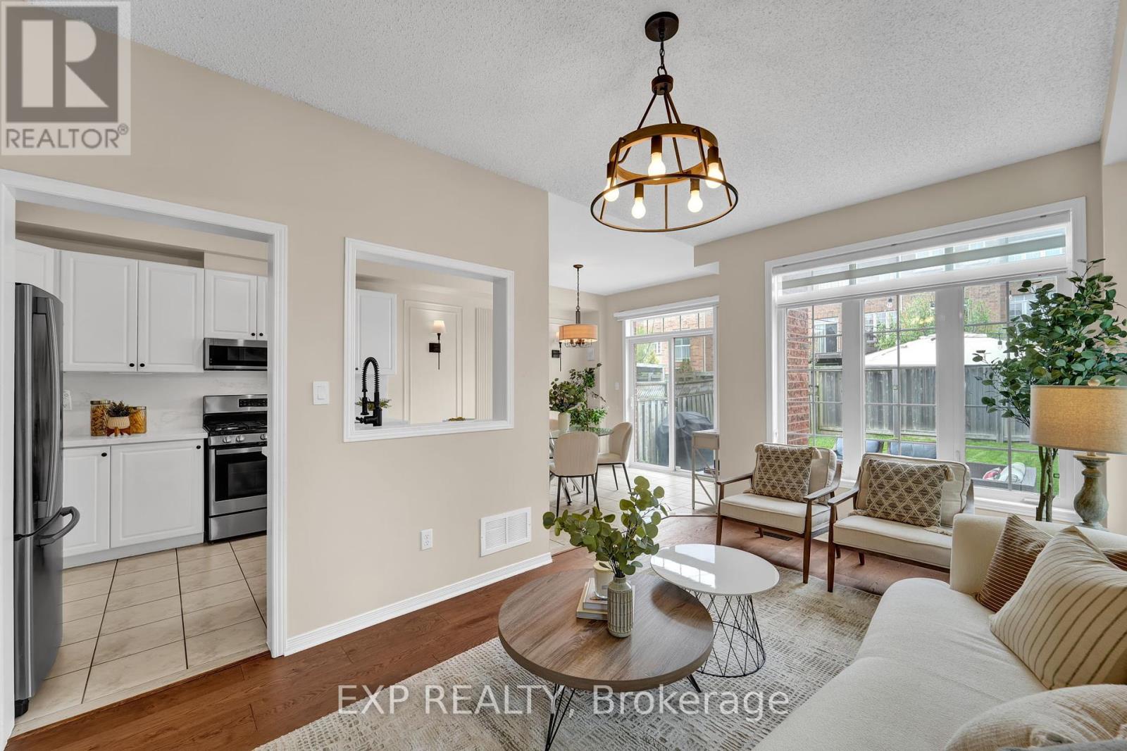 77 Catalpa Crescent, Vaughan, Ontario  L6A 0R6 - Photo 14 - N12176845