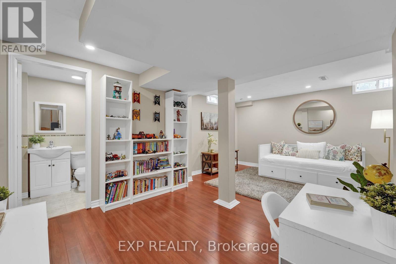 77 Catalpa Crescent, Vaughan, Ontario  L6A 0R6 - Photo 35 - N12176845