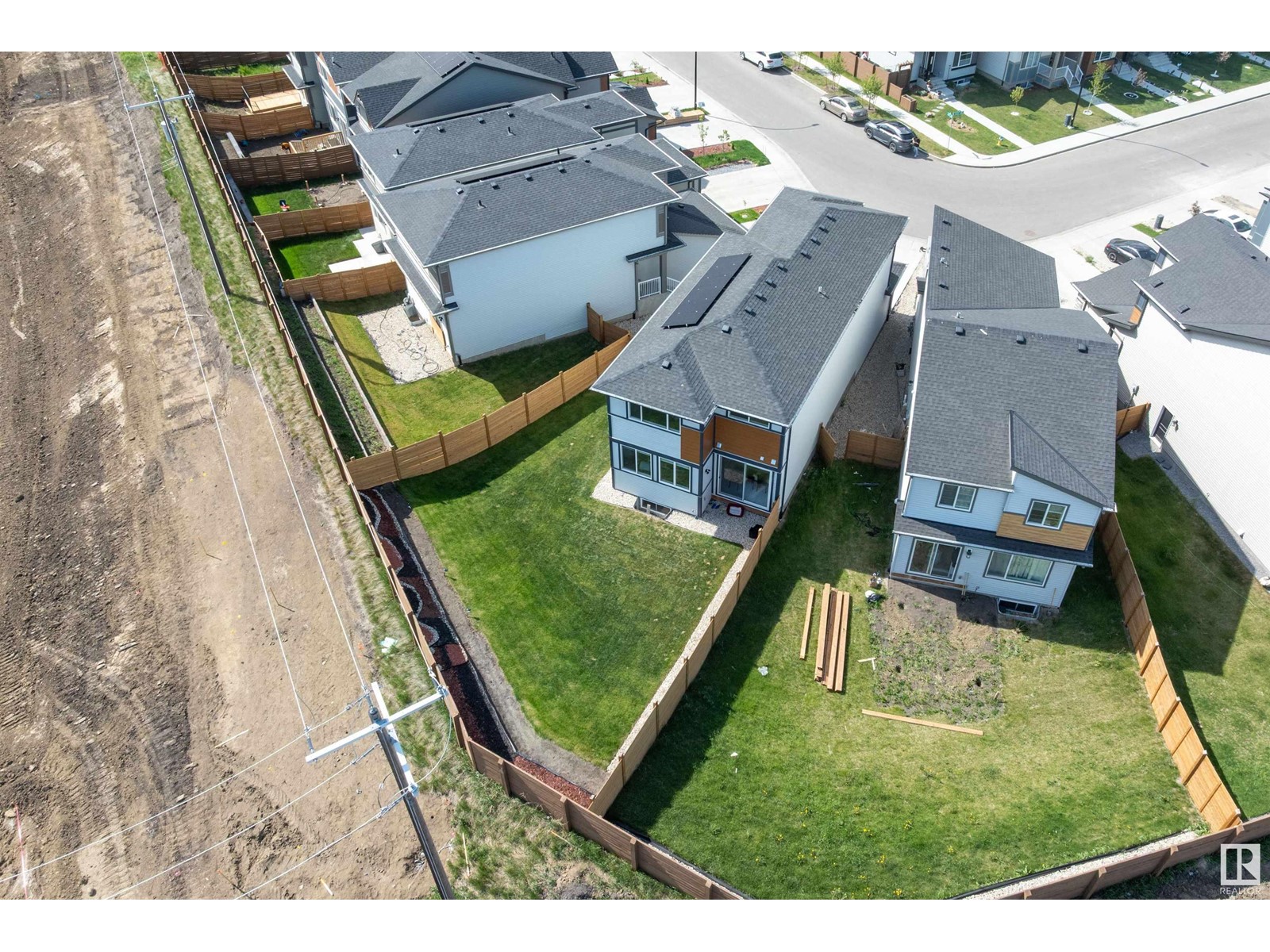 3503 8 Av Sw, Edmonton, Alberta  T6X 2Z1 - Photo 3 - E4438531