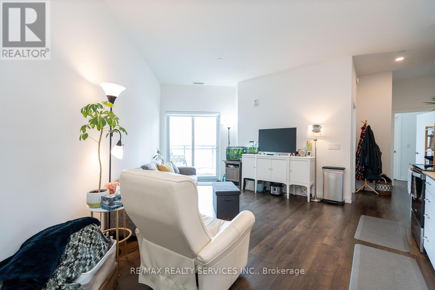 108 - 56 Lakeside Terrace, Barrie (Little Lake), Ontario  L4M 7B9 - Photo 19 - S12176902