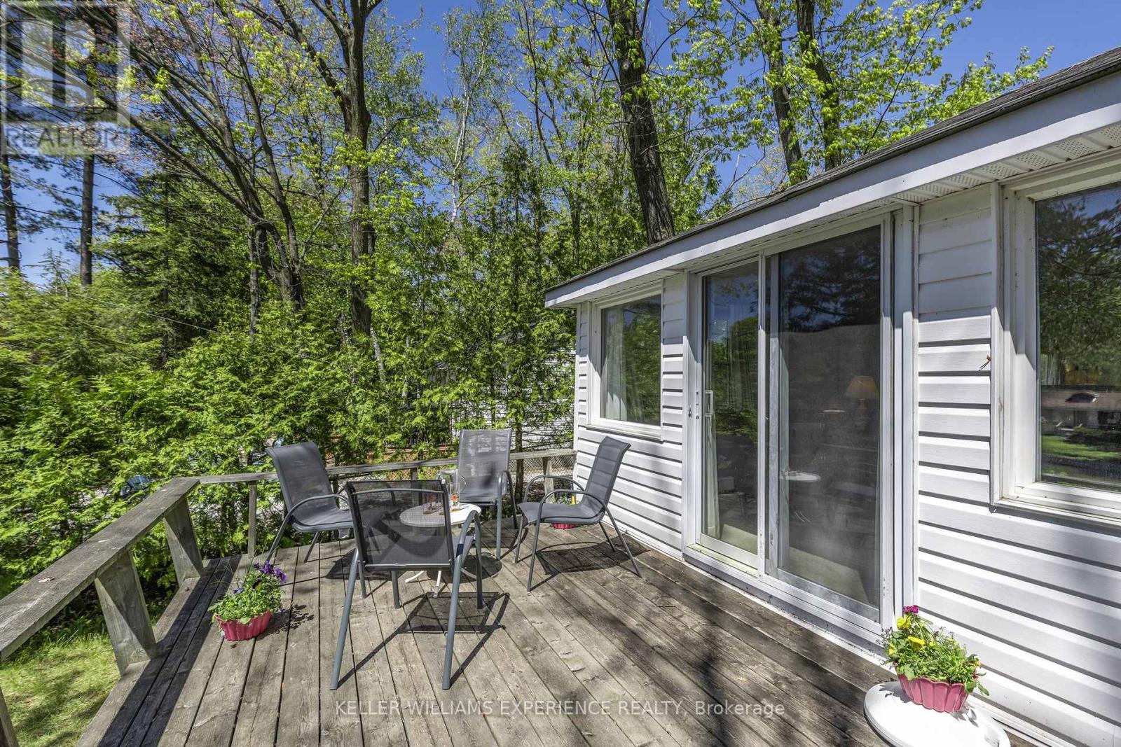 142 32nd Street S, Wasaga Beach, Ontario  L9Z 2S4 - Photo 22 - S12176909