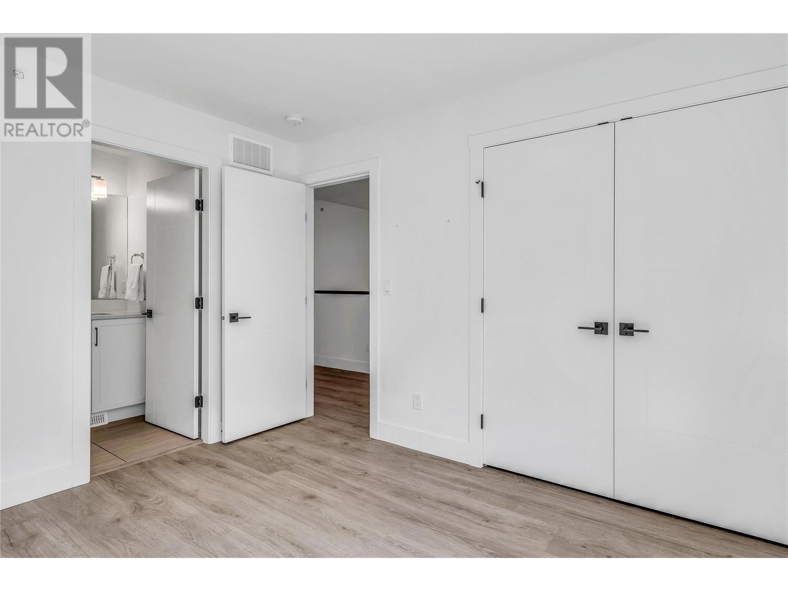 269 Diamond Way Unit# 10, Vernon, BC V1H0A2