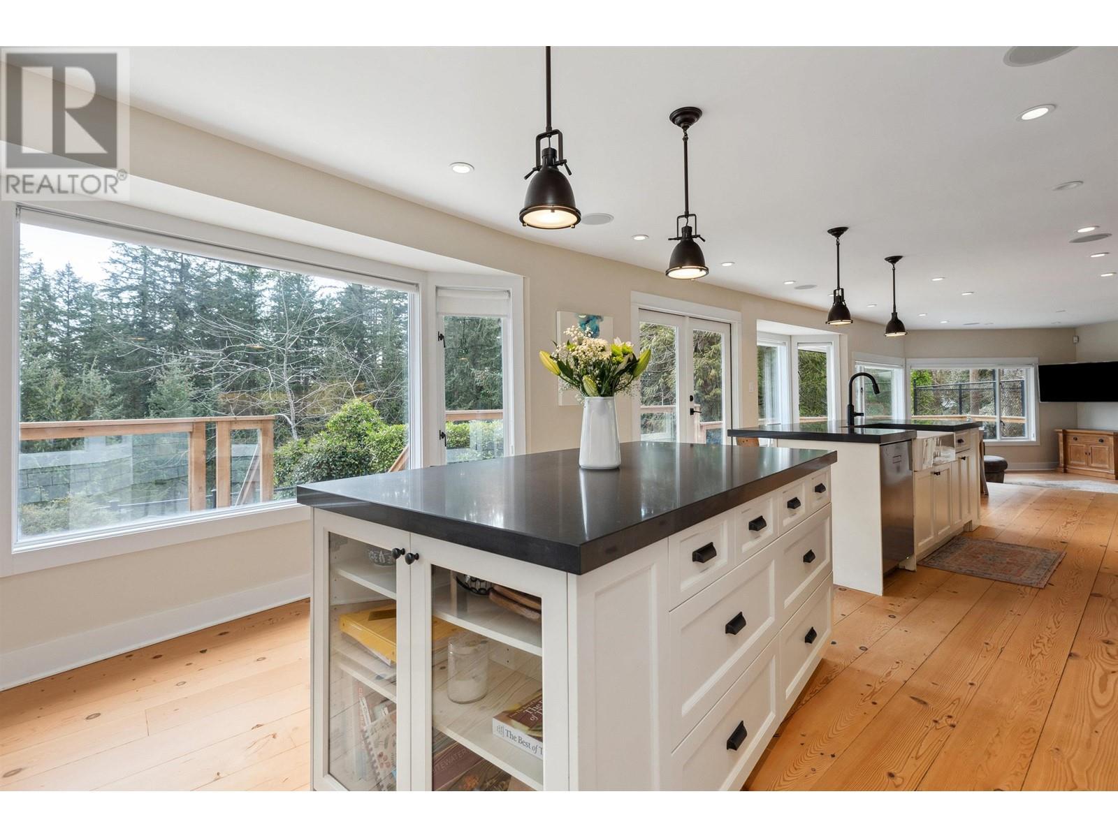 3714 Southridge Place, West Vancouver, British Columbia  V7V 3H8 - Photo 5 - R3007455