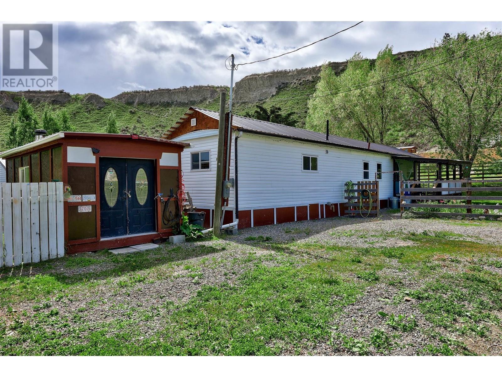 1269 DECAMILLIS Road, Kamloops, BC V0E2P0