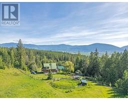 2033 Smith Road, creston, British Columbia