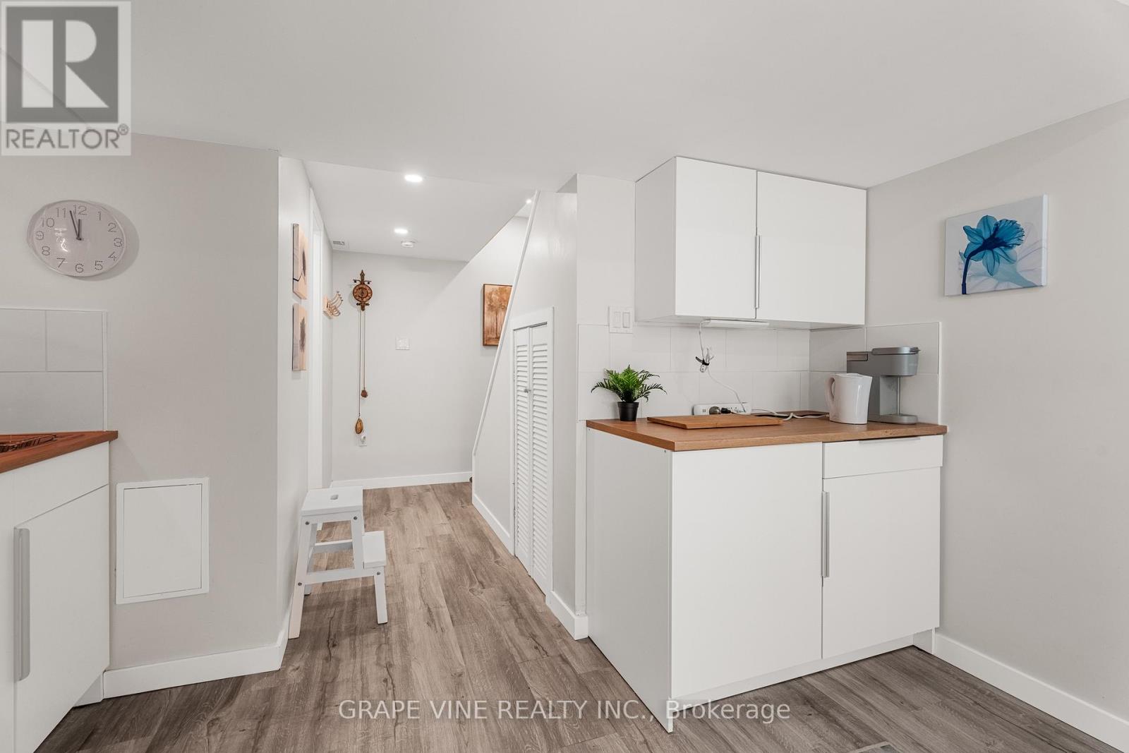 406 Woodfield Drive, Ottawa, Ontario  K2G 3W9 - Photo 32 - X12170125