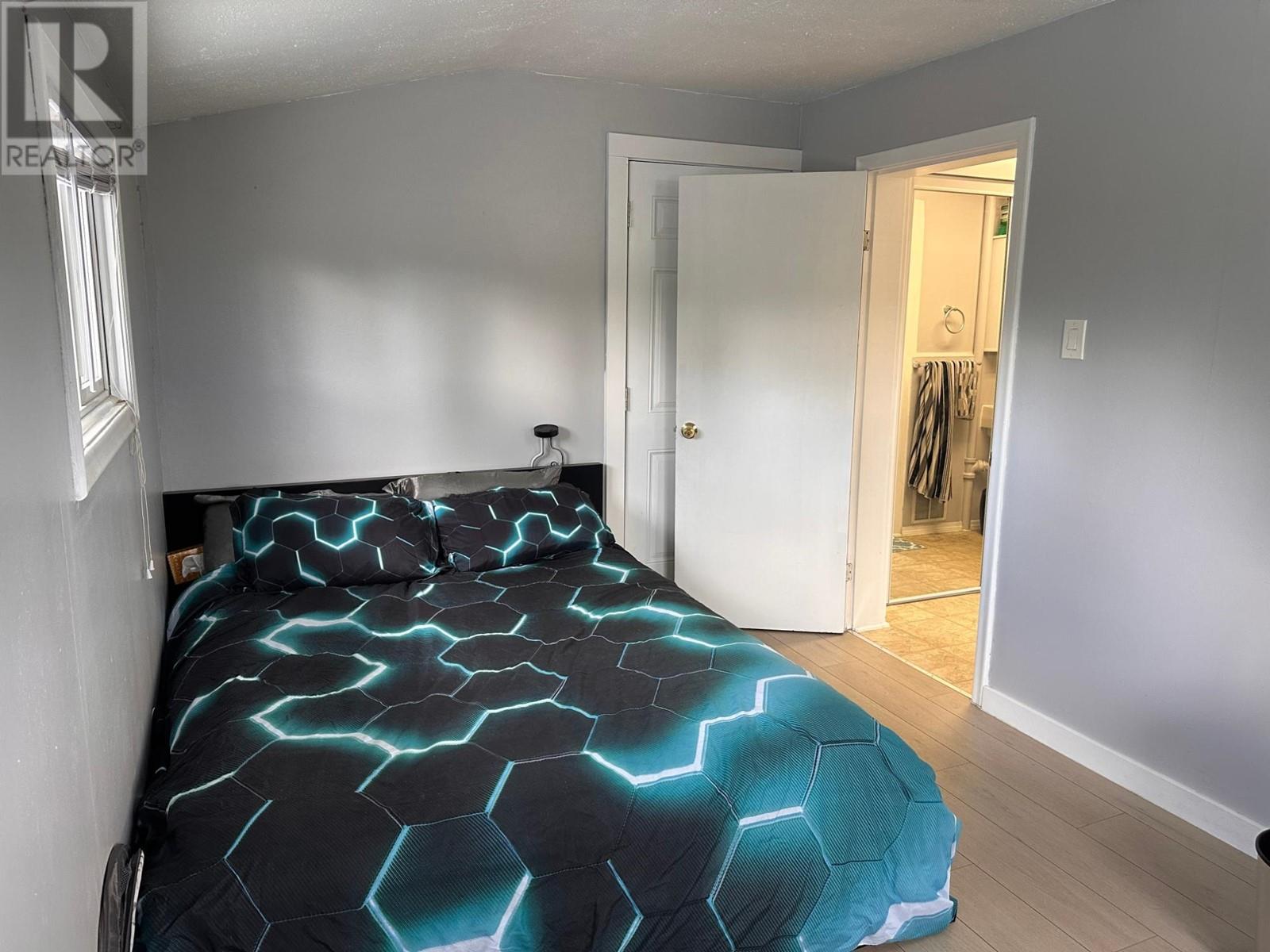 202 14th Avenue S, Cranbrook, British Columbia  V1C 2X2 - Photo 35 - 10349616