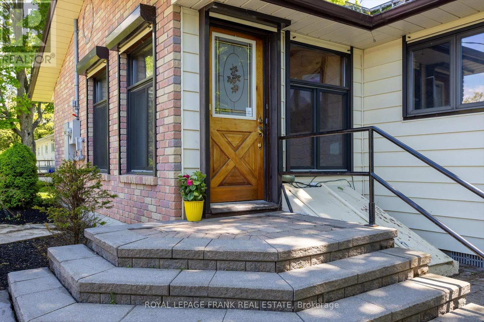 Property at 3 CLONSILLA DRIVE image 4