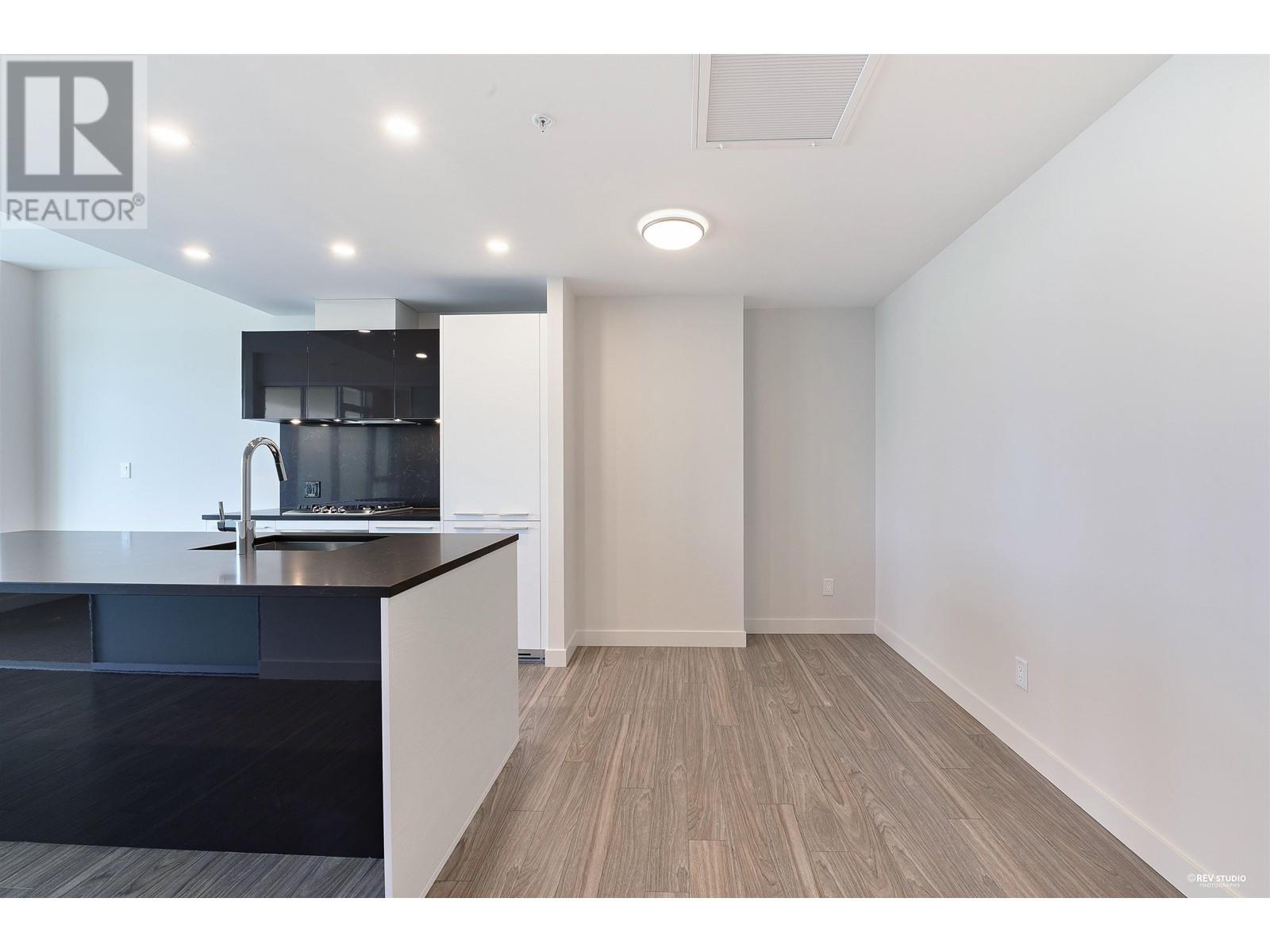 3906 6383 Mckay Avenue, Burnaby, British Columbia  V5H 0H8 - Photo 2 - R3004319