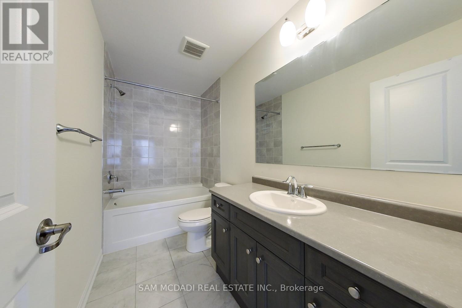 119 Beaveridge Avenue, Oakville (Oa Rural Oakville), Ontario  L6H 0M6 - Photo 24 - W12176811