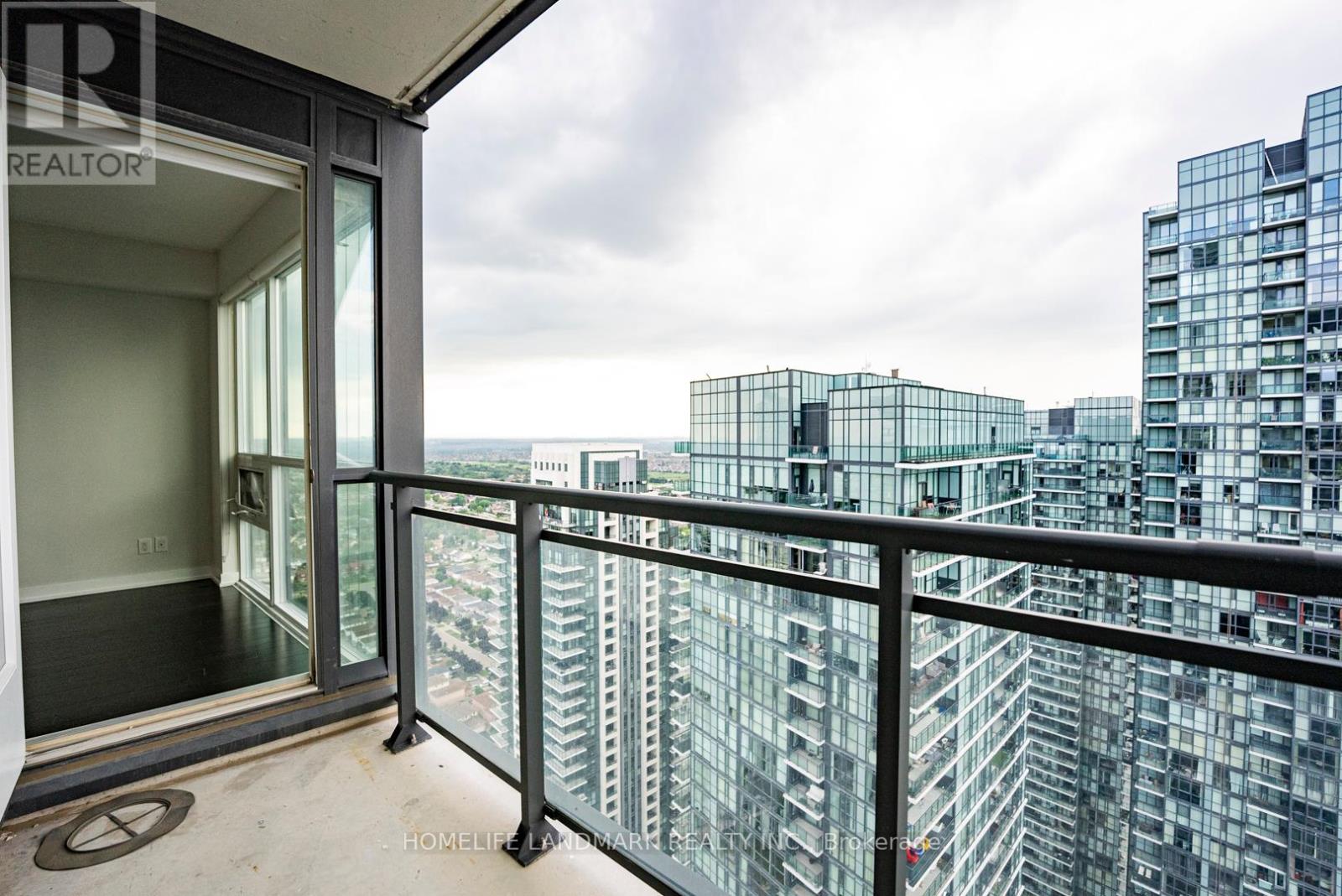 3805 - 510 Curran Place, Mississauga, Ontario  L5B 0J8 - Photo 6 - W12176820