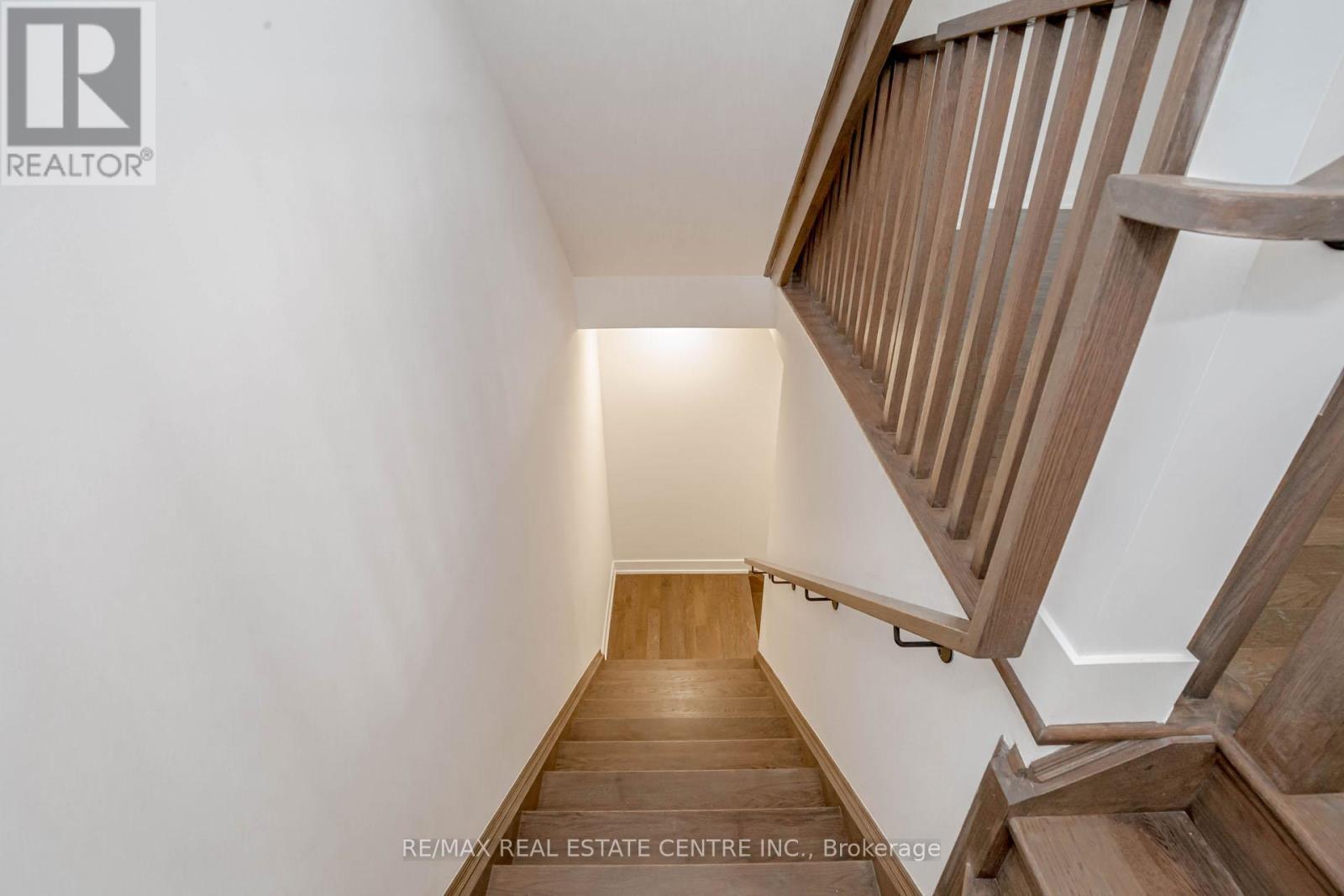 1229 Anthonia Trail, Oakville, Ontario  L6H 7Y8 - Photo 11 - W12176849