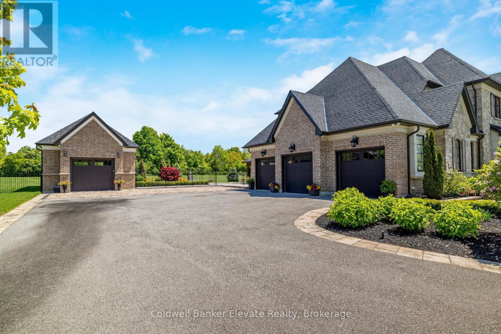 50 Autumn Circle, Halton Hills, Ontario  L0P 1H0 - Photo 4 - W12176893