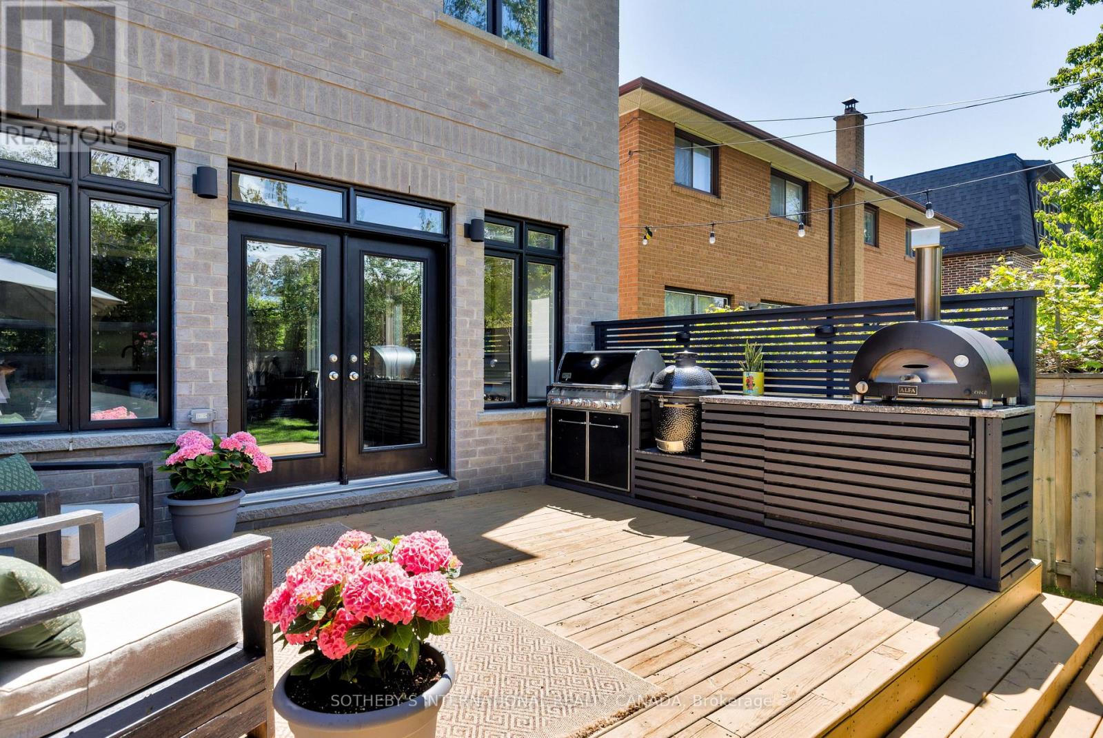 50b Laburnham Avenue, Toronto (Long Branch), Ontario  M8W 1S7 - Photo 11 - W12176931