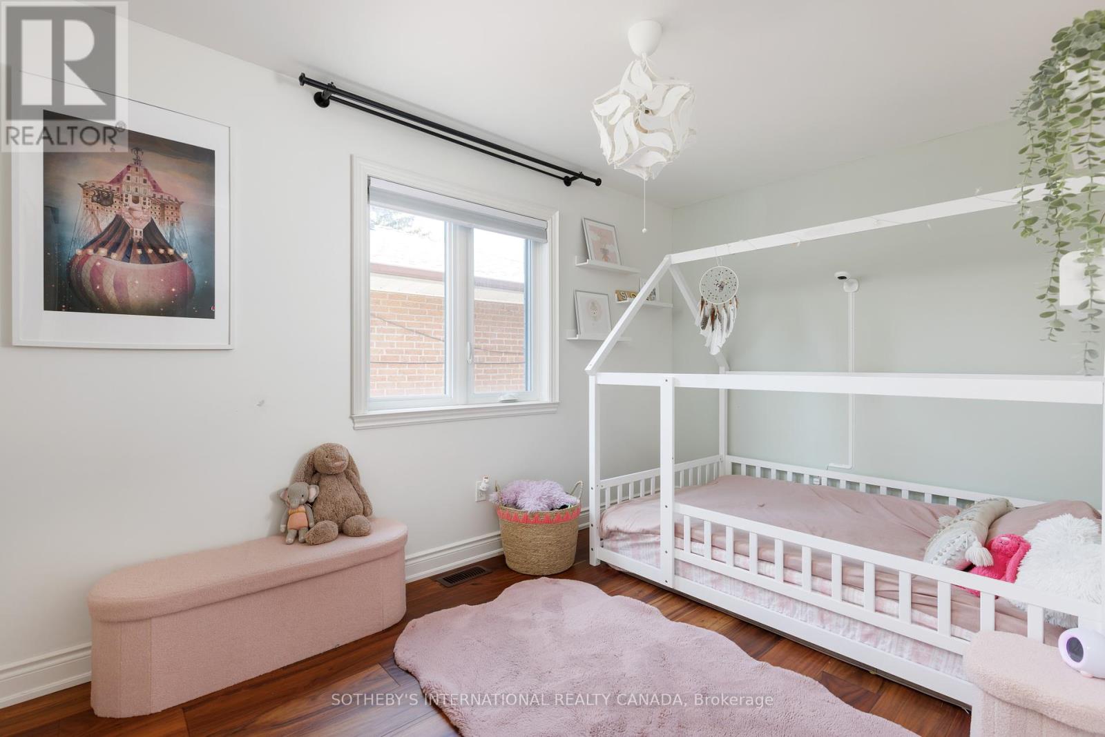 50b Laburnham Avenue, Toronto (Long Branch), Ontario  M8W 1S7 - Photo 32 - W12176931