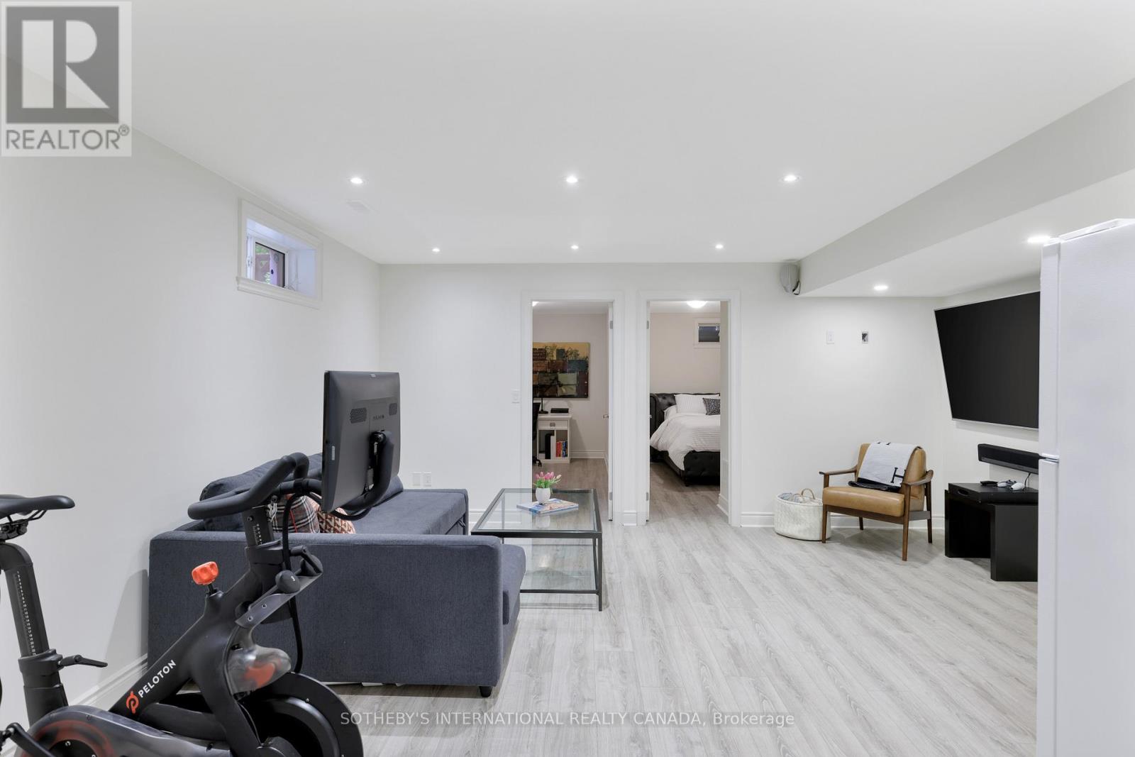 50b Laburnham Avenue, Toronto (Long Branch), Ontario  M8W 1S7 - Photo 40 - W12176931