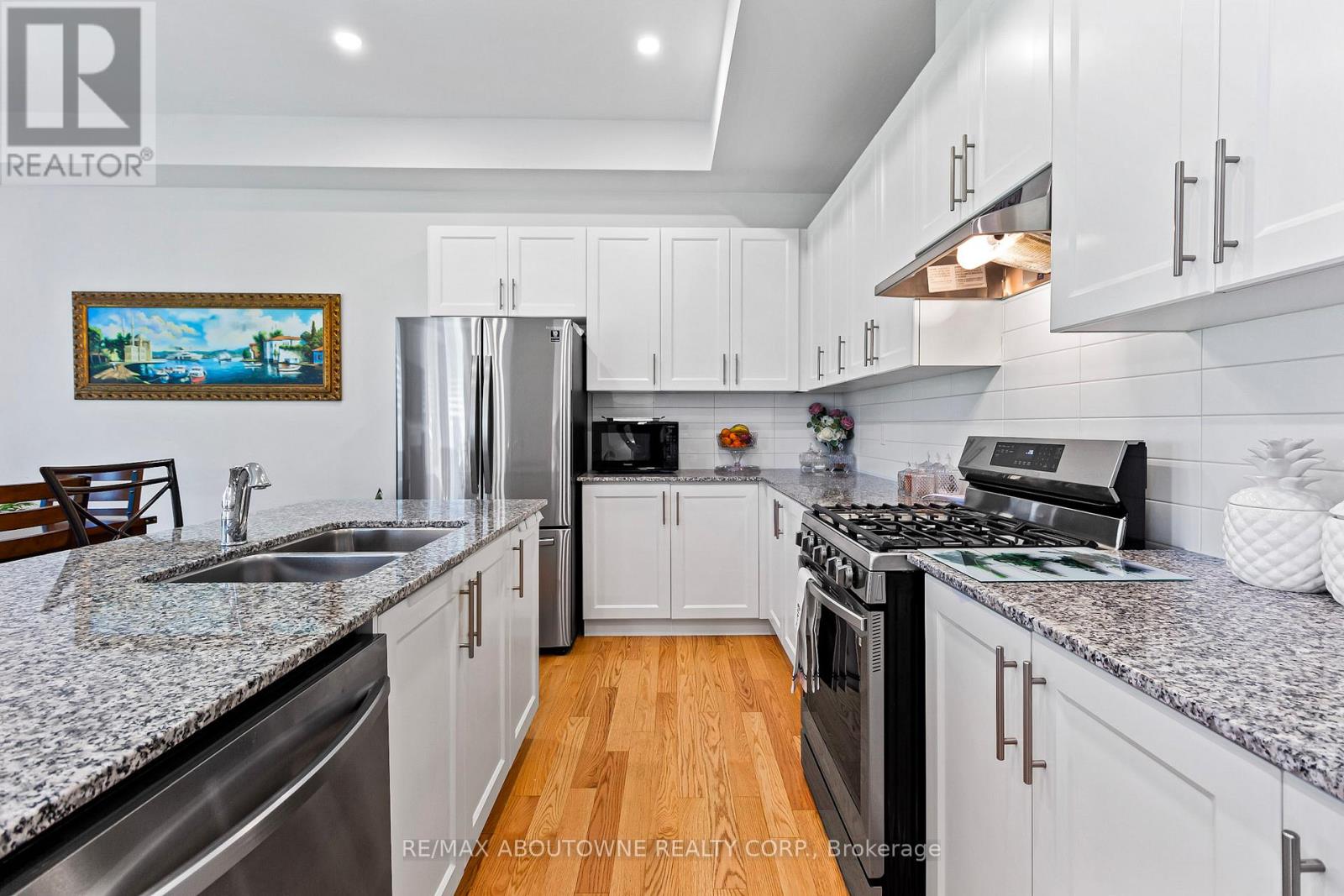 3470 Clayton Trail, Oakville (Go Glenorchy), Ontario  L6H 0Y9 - Photo 12 - W12176947