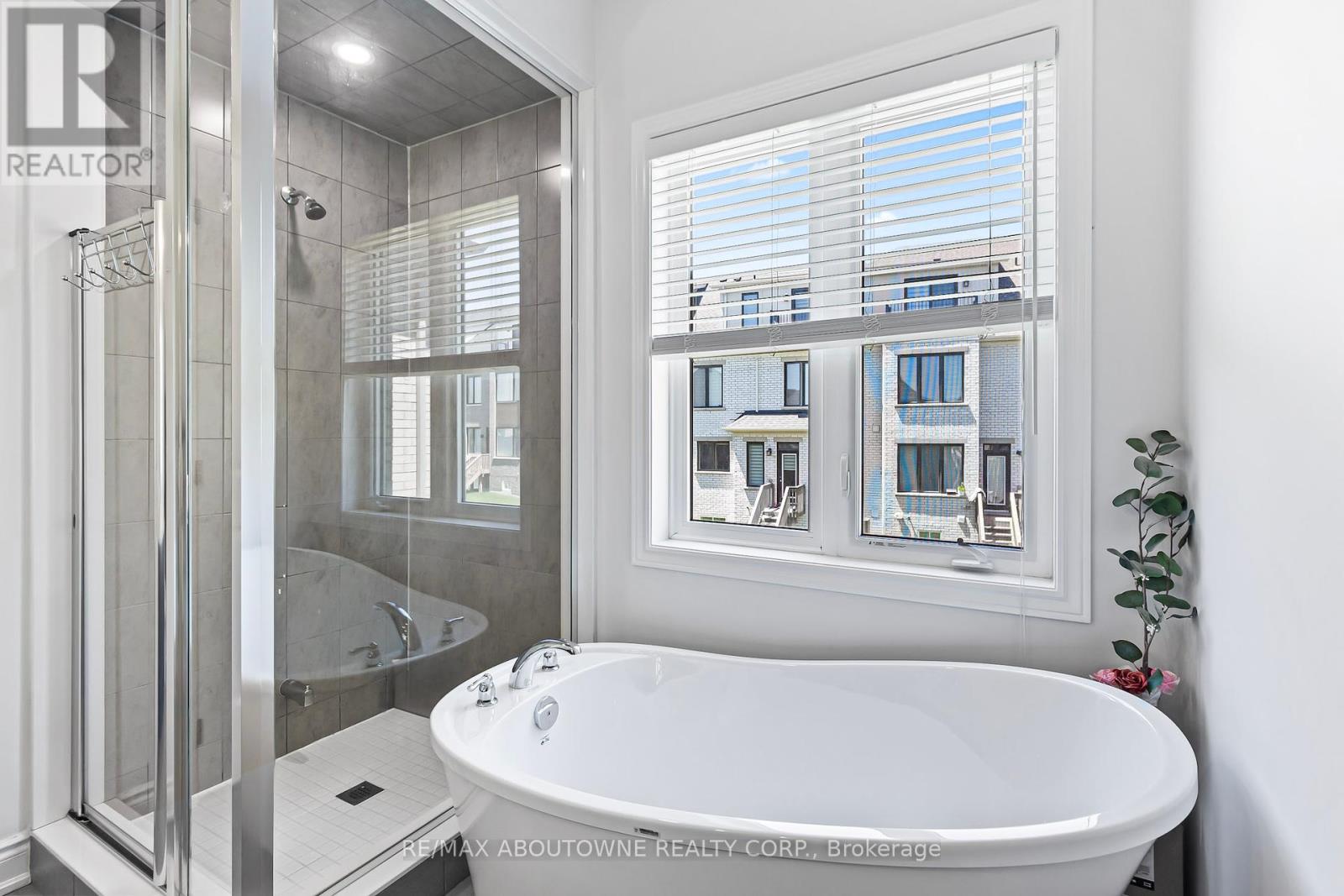 3470 Clayton Trail, Oakville (Go Glenorchy), Ontario  L6H 0Y9 - Photo 26 - W12176947