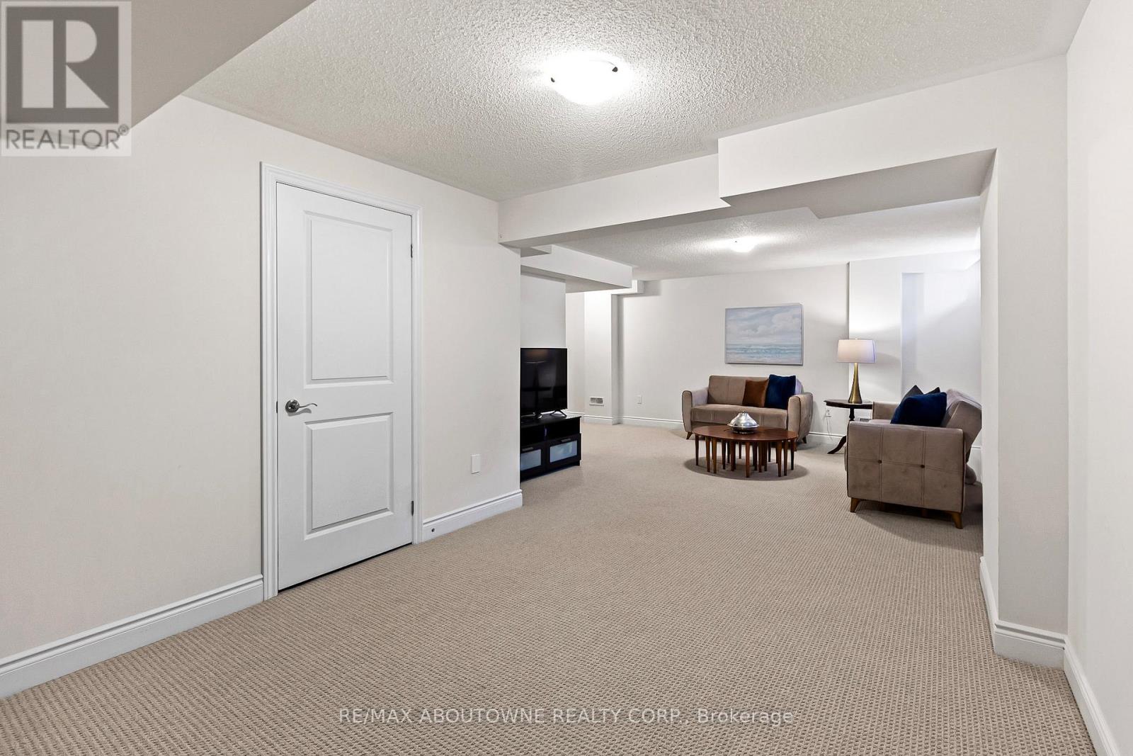 3470 Clayton Trail, Oakville (Go Glenorchy), Ontario  L6H 0Y9 - Photo 36 - W12176947