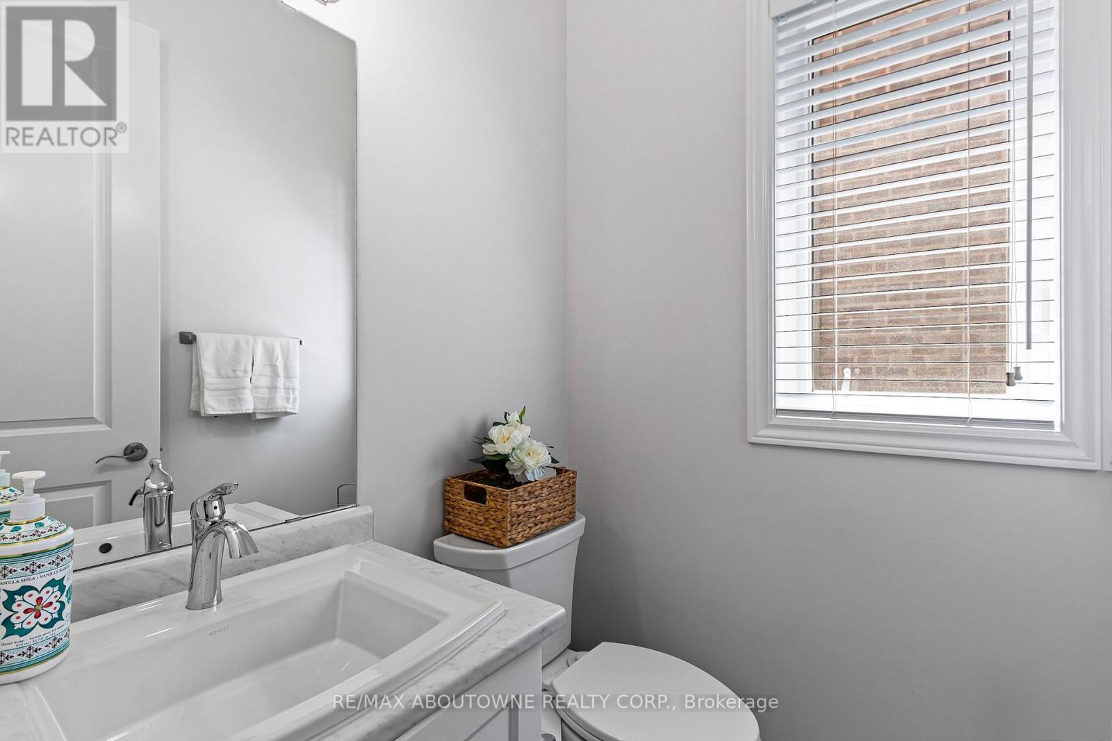 3470 Clayton Trail, Oakville (Go Glenorchy), Ontario  L6H 0Y9 - Photo 7 - W12176947