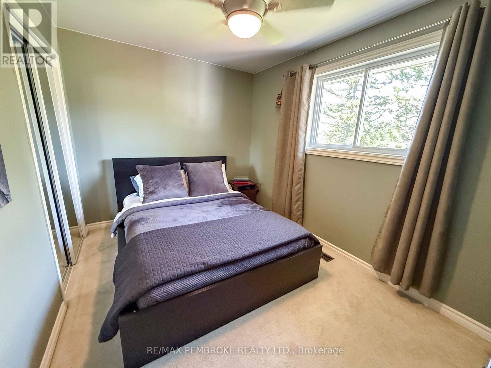 117 Bell Street, Pembroke, Ontario  K8A 2J7 - Photo 24 - X12176988