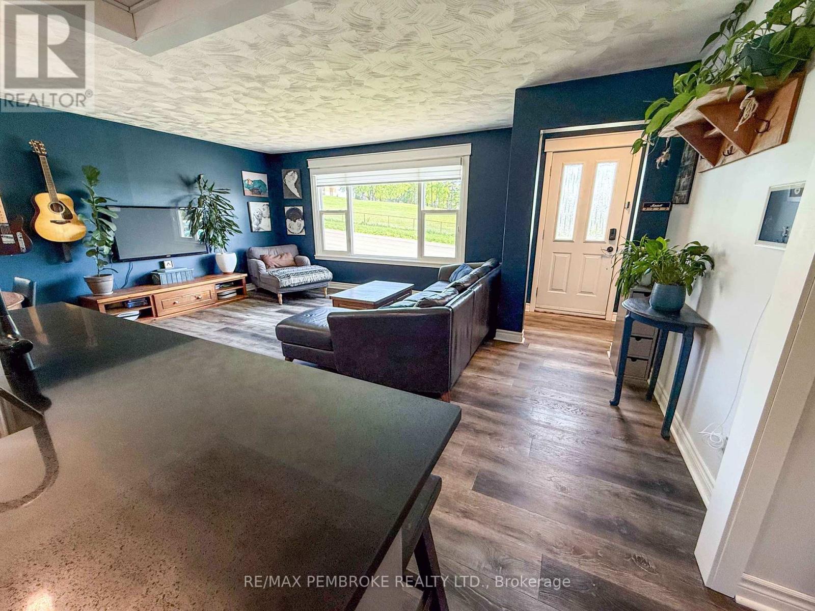 117 Bell Street, Pembroke, Ontario  K8A 2J7 - Photo 7 - X12176988