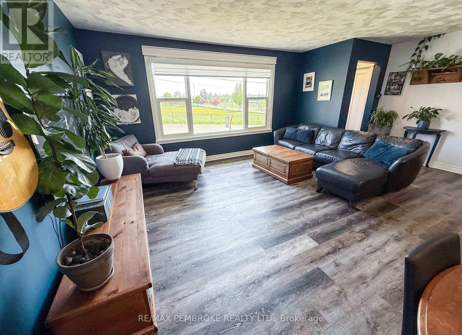 117 Bell Street, Pembroke, Ontario  K8A 2J7 - Photo 8 - X12176988