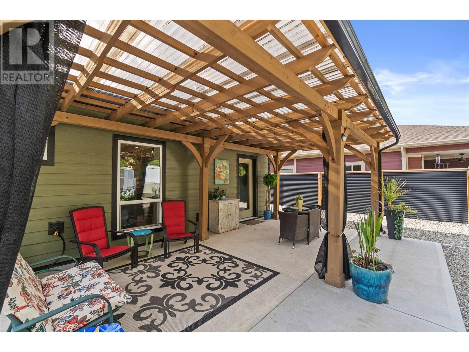 1009 Hemlock Crescent N, Sicamous, BC V0E2V1
