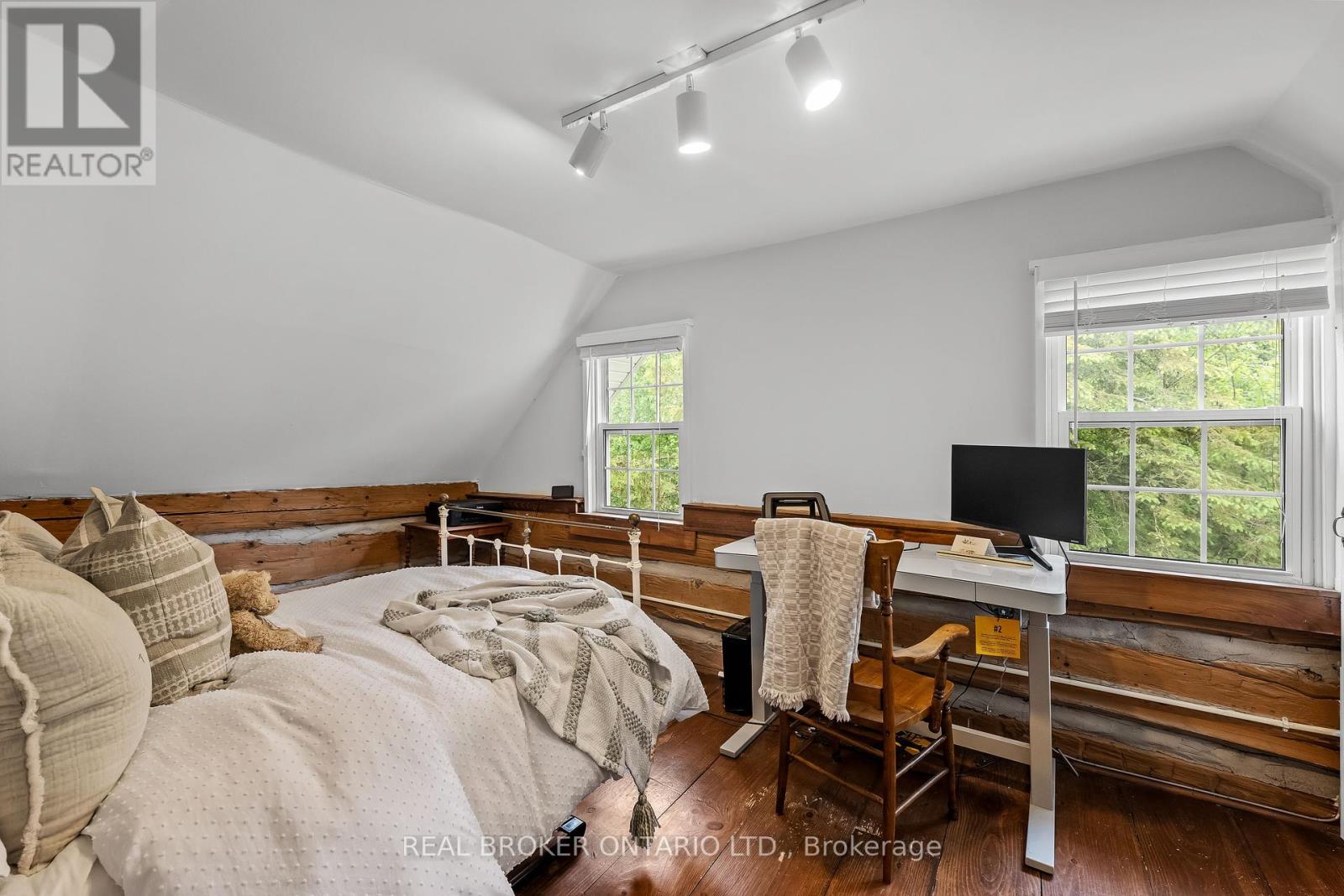 70 Cowans Crescent, Kawartha Lakes, Ontario  K0L 2W0 - Photo 20 - X12176832