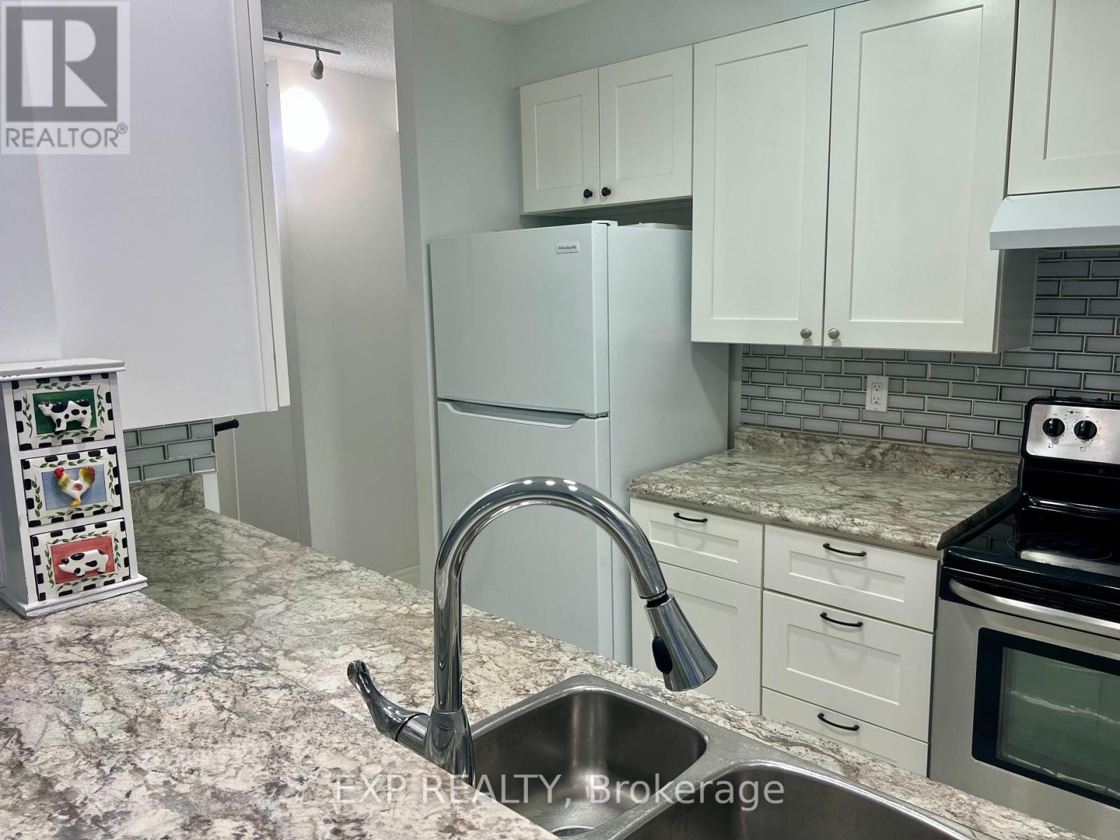308 - 75 Silvercreek Parkway, Guelph, Ontario  N1H 7R9 - Photo 18 - X12176850