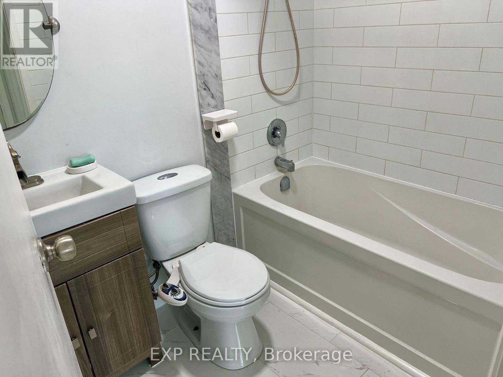 308 - 75 Silvercreek Parkway, Guelph, Ontario  N1H 7R9 - Photo 35 - X12176850