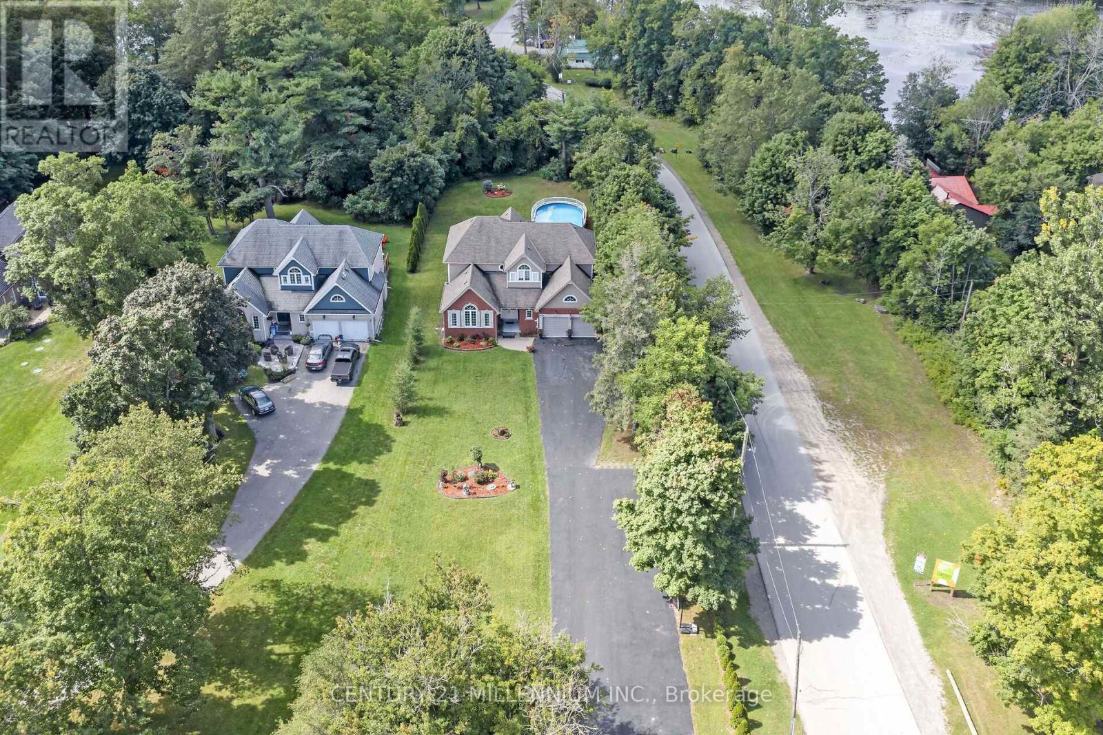 Property at 256 MAIN STREET image 3
