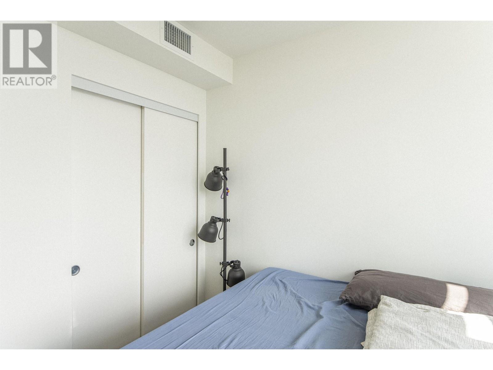 1306 7683 Park Crescent, Burnaby, British Columbia  V3N 0J3 - Photo 15 - R3007810