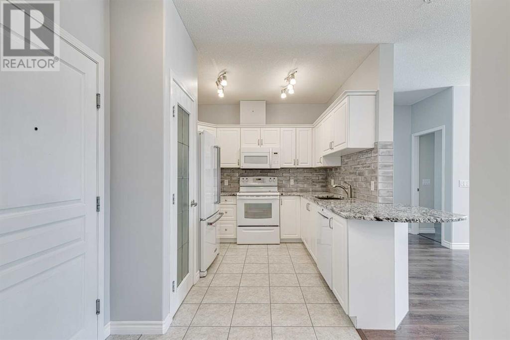 Property at Unit # 3113, 3113 Lake Fraser Green SE image 4
