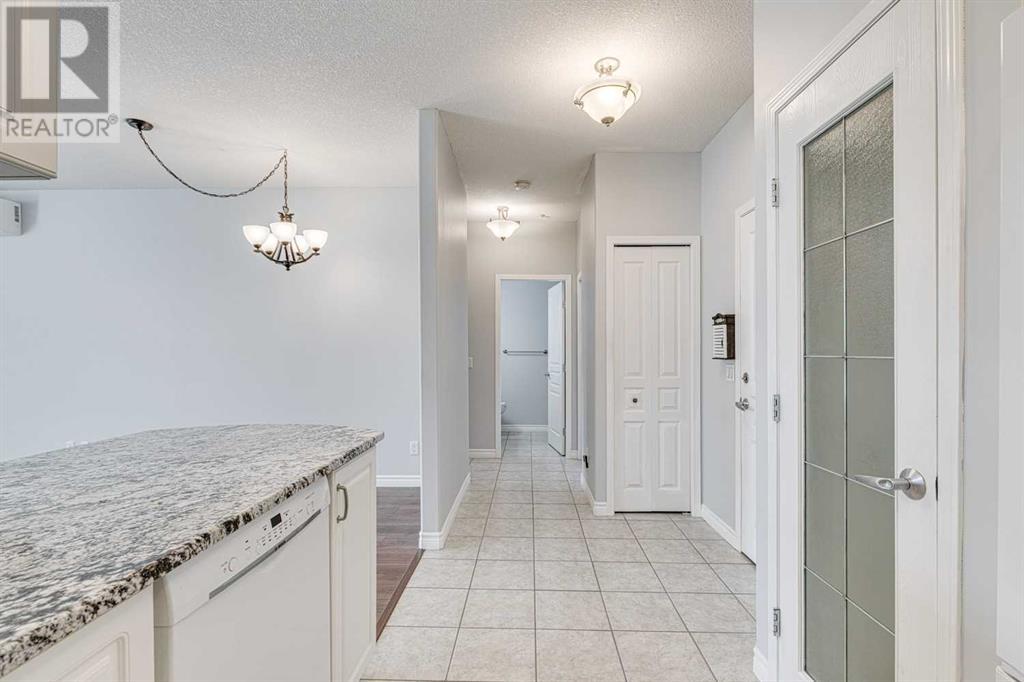Property at Unit # 3113, 3113 Lake Fraser Green SE image 5
