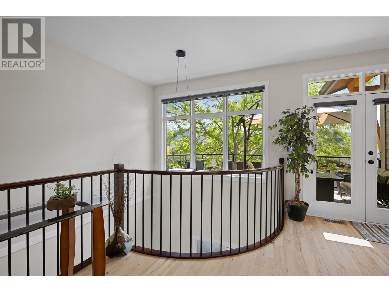 Property at 1548 Golf Ridge Drive image 3