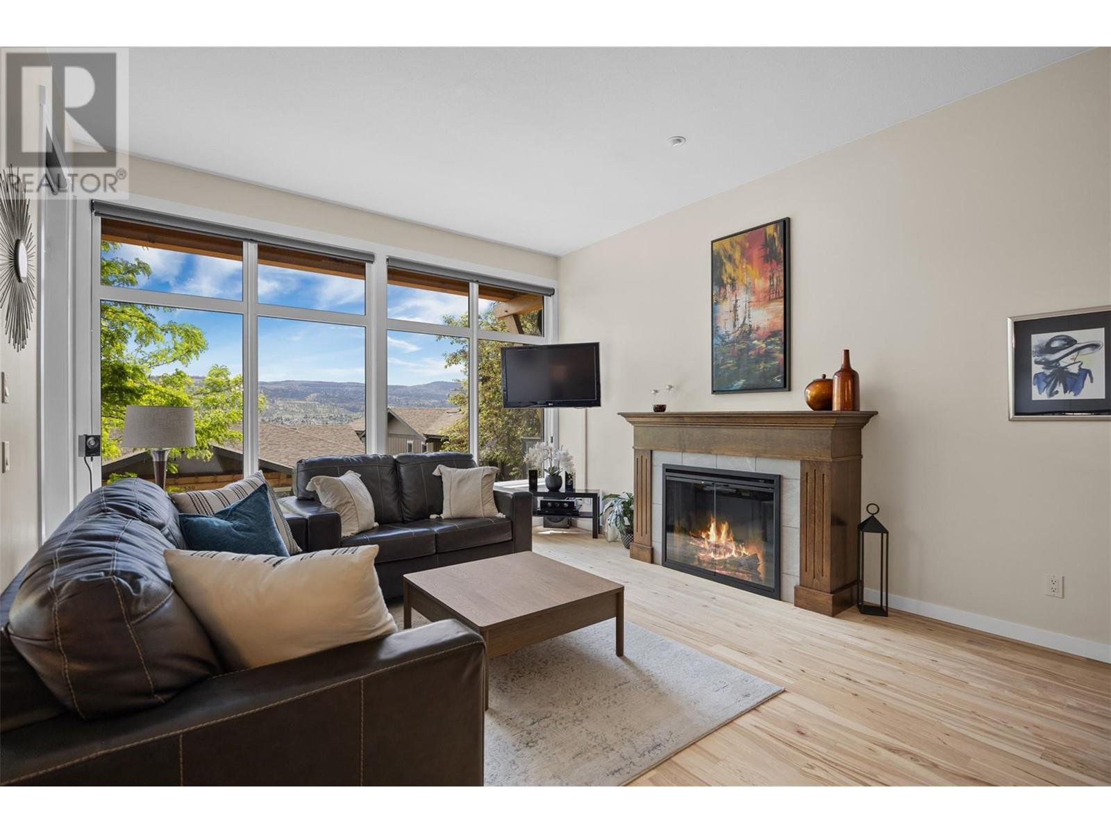 Property at 1548 Golf Ridge Drive image 5